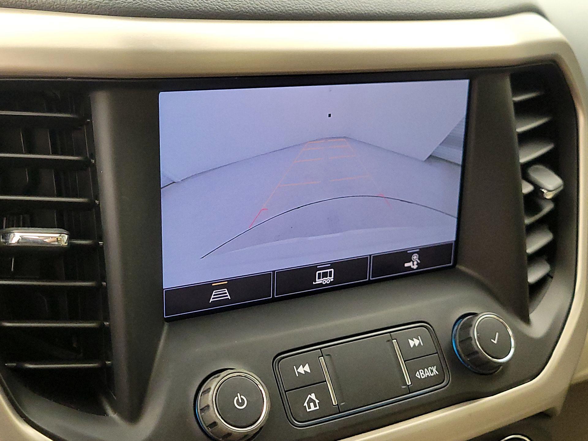 Thumbnail: 2021 GMC Acadia - 15