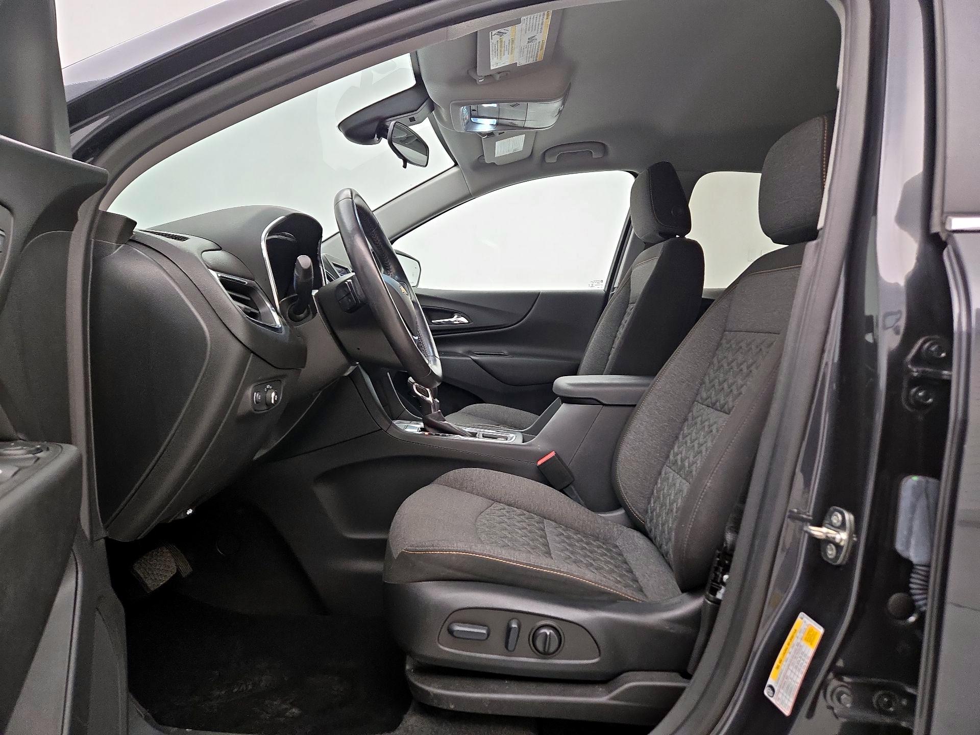 Thumbnail: 2022 Chevrolet Equinox - 11