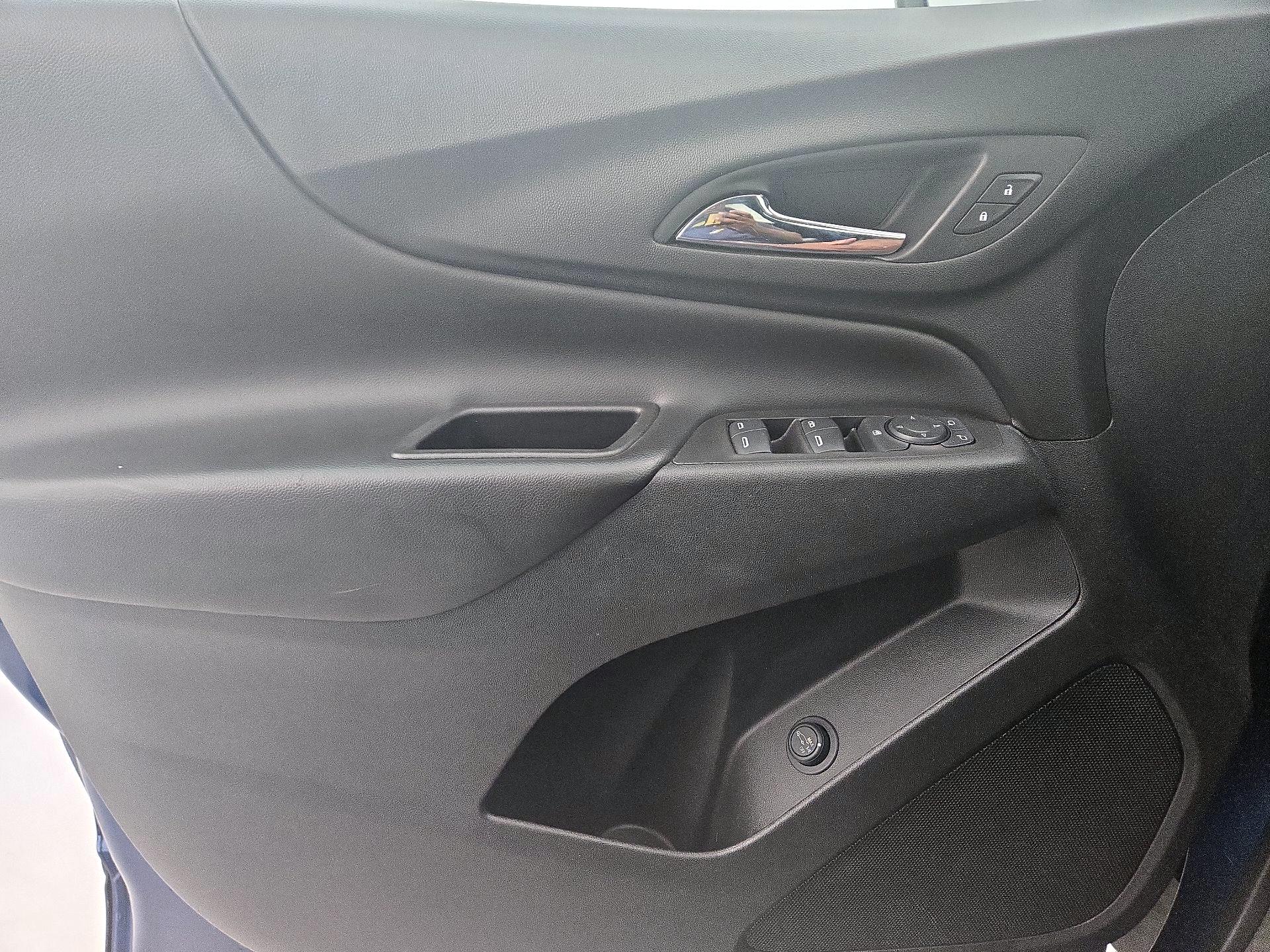 Thumbnail: 2021 Chevrolet Equinox - 12