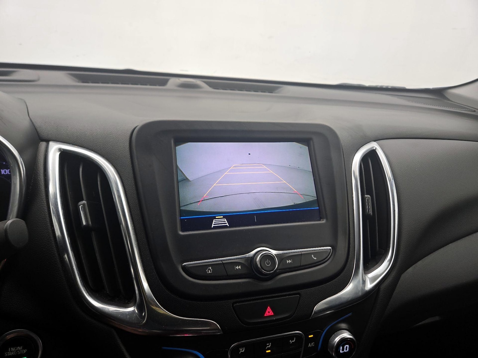 2021 Chevrolet Equinox LT - Photo 15