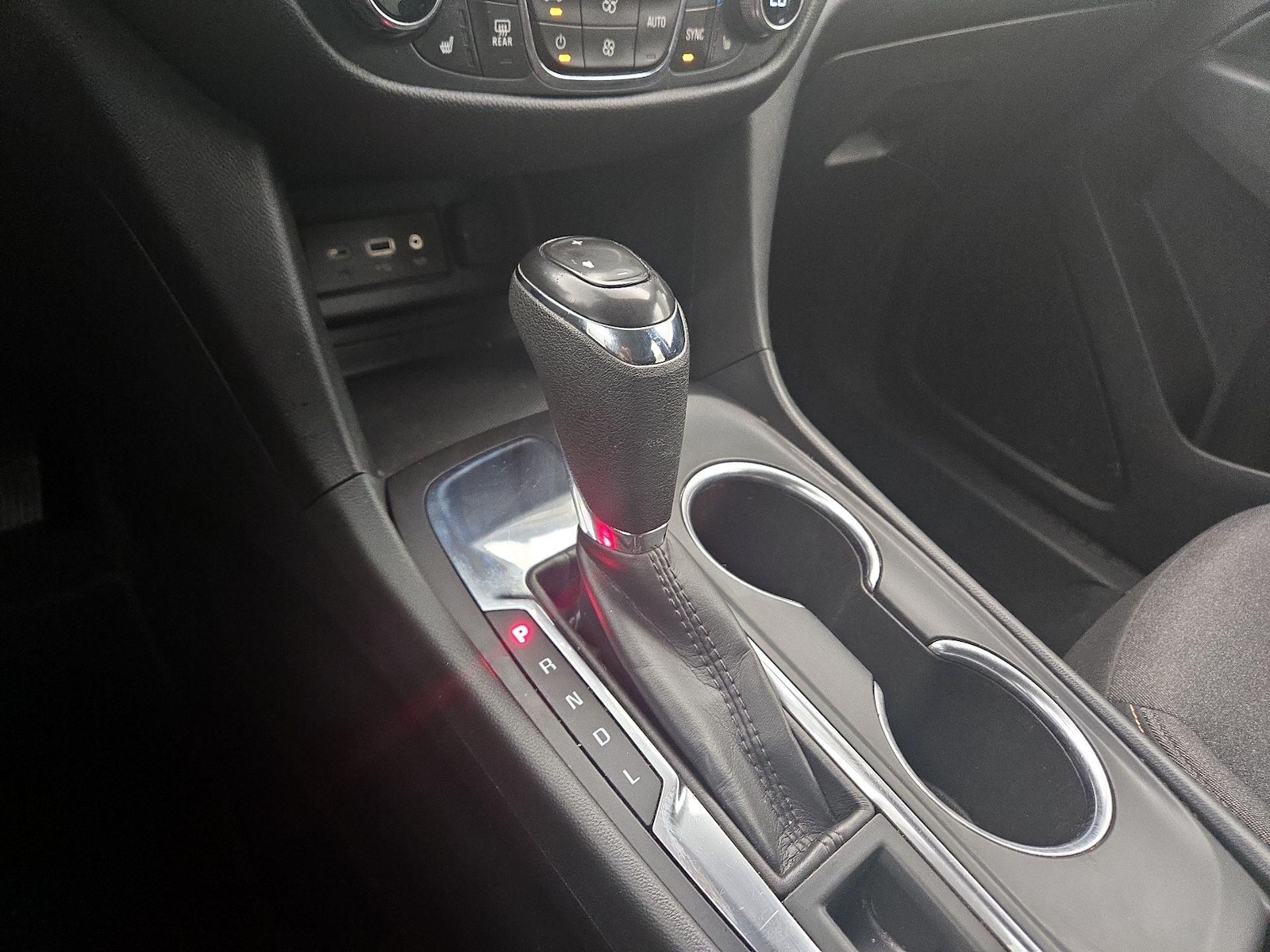 2021 Chevrolet Equinox LT - Photo 18