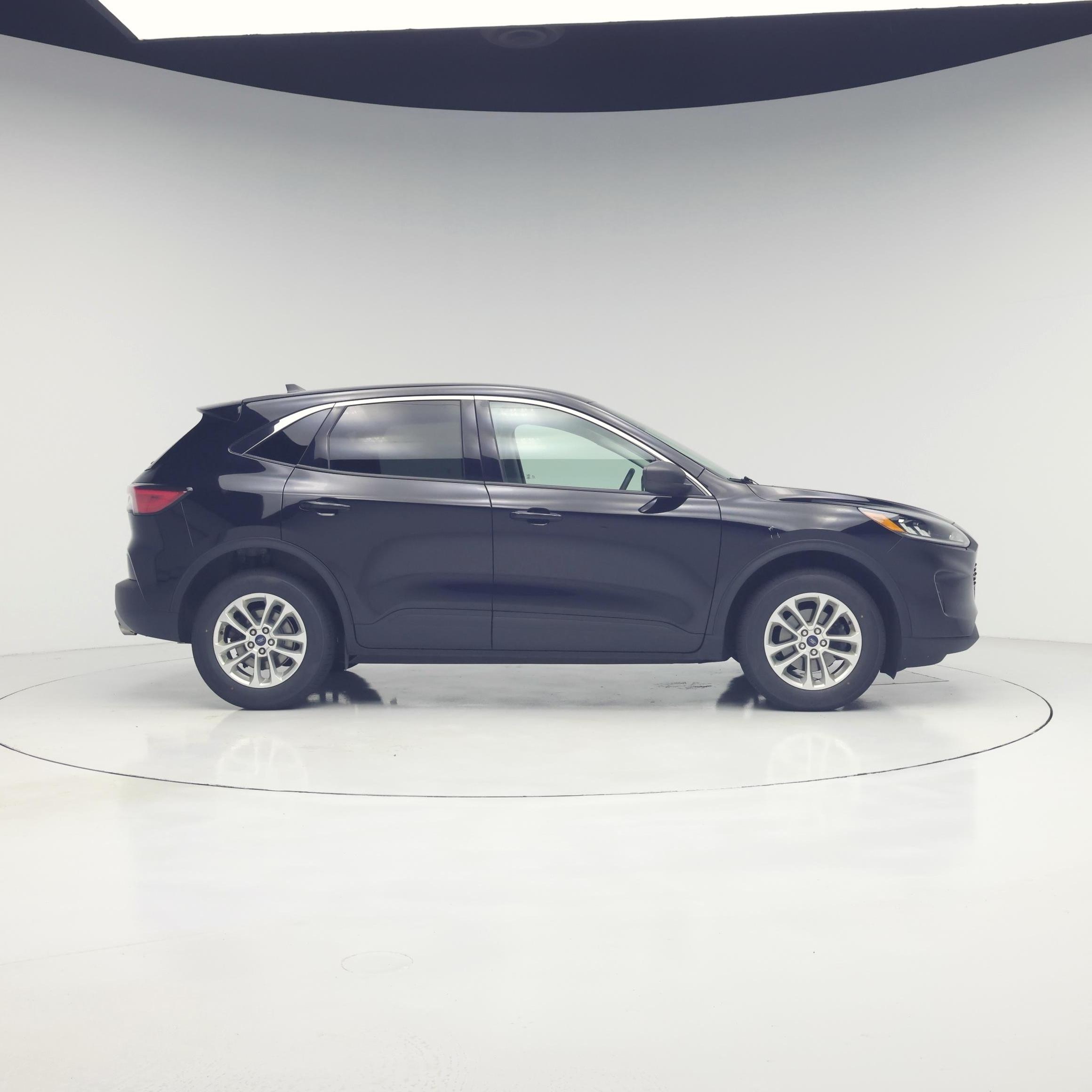Thumbnail: 2022 Ford Escape - 7