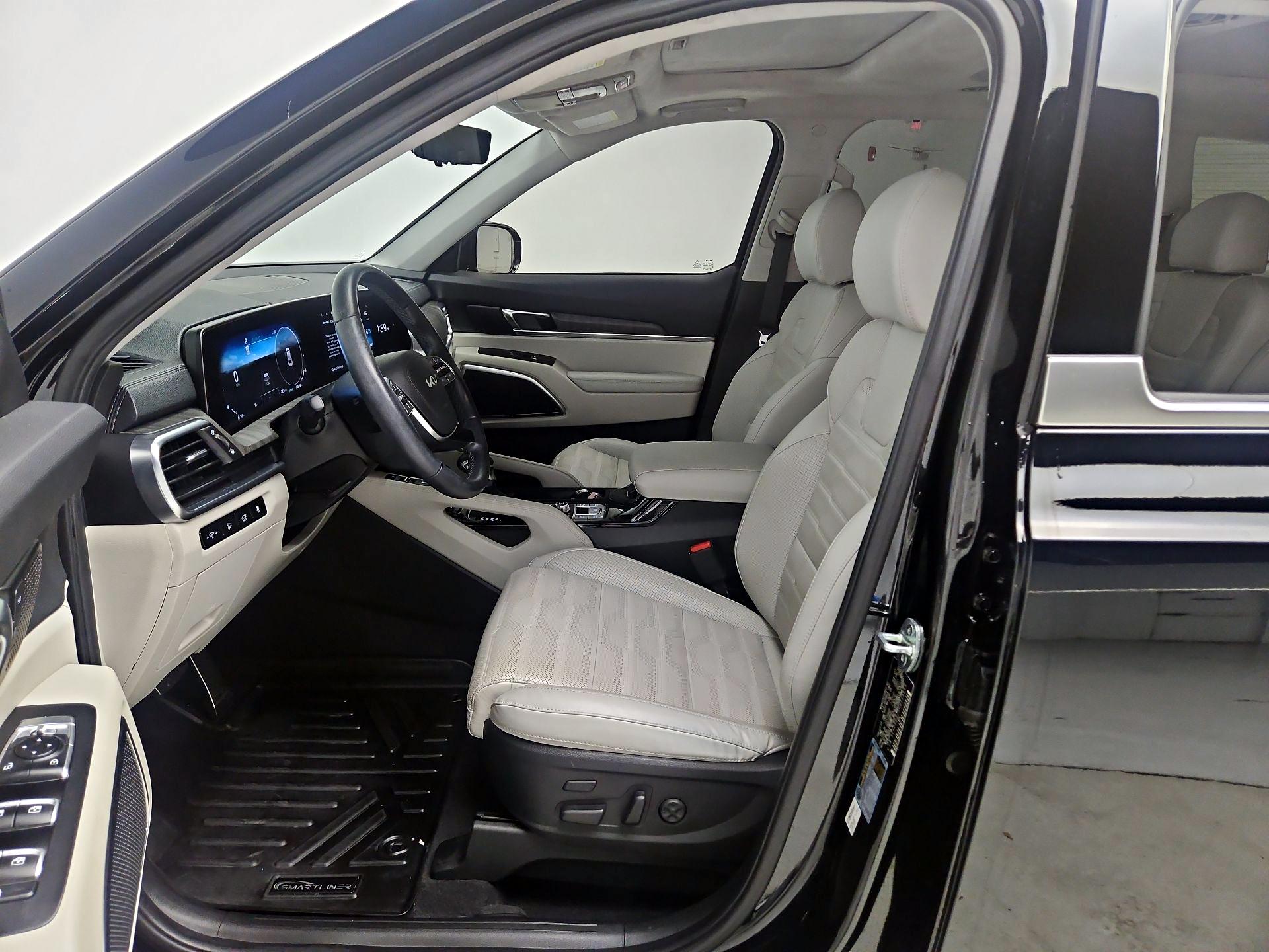 Thumbnail: 2023 Kia Telluride - 11