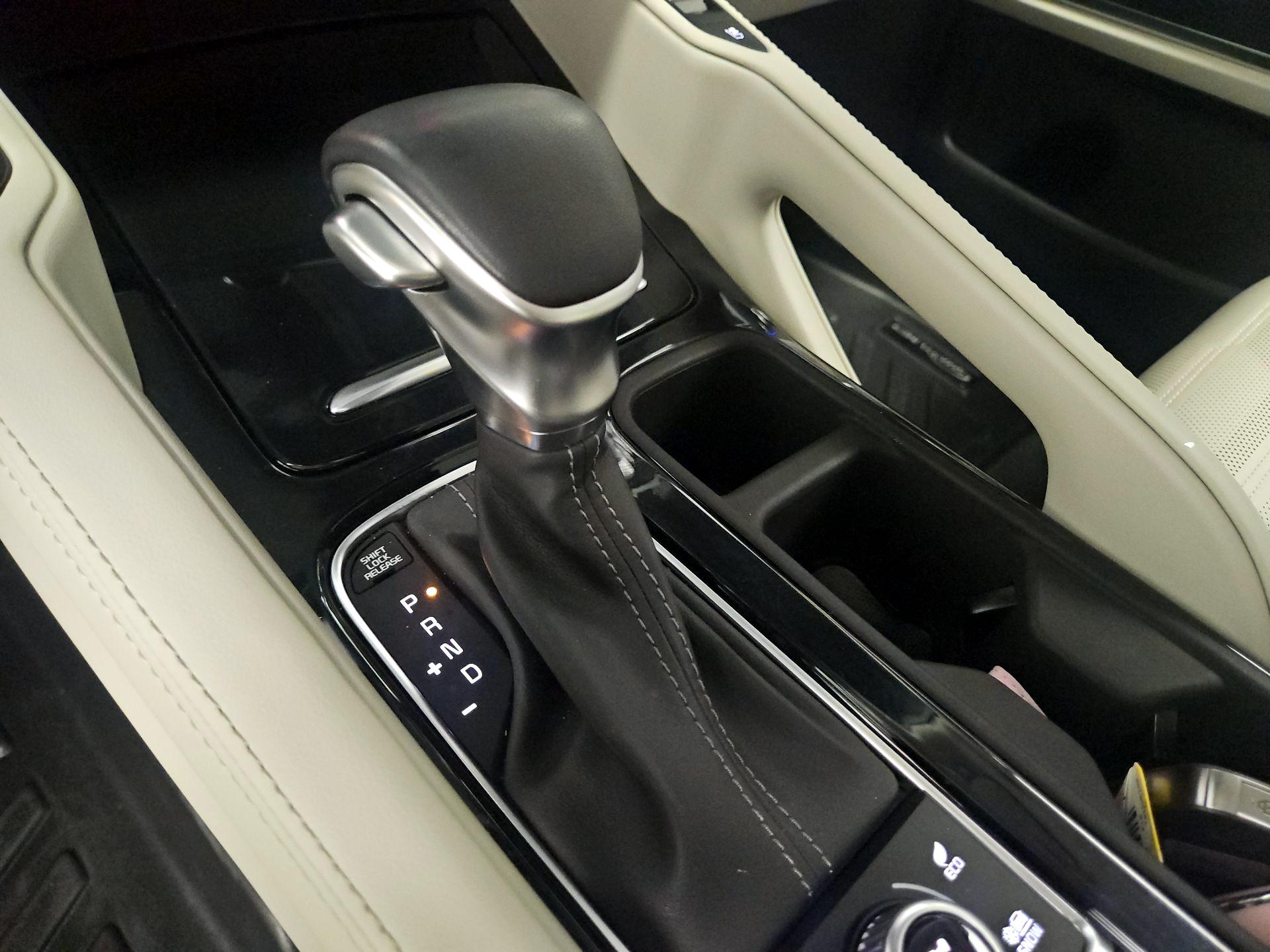 Thumbnail: 2023 Kia Telluride - 17