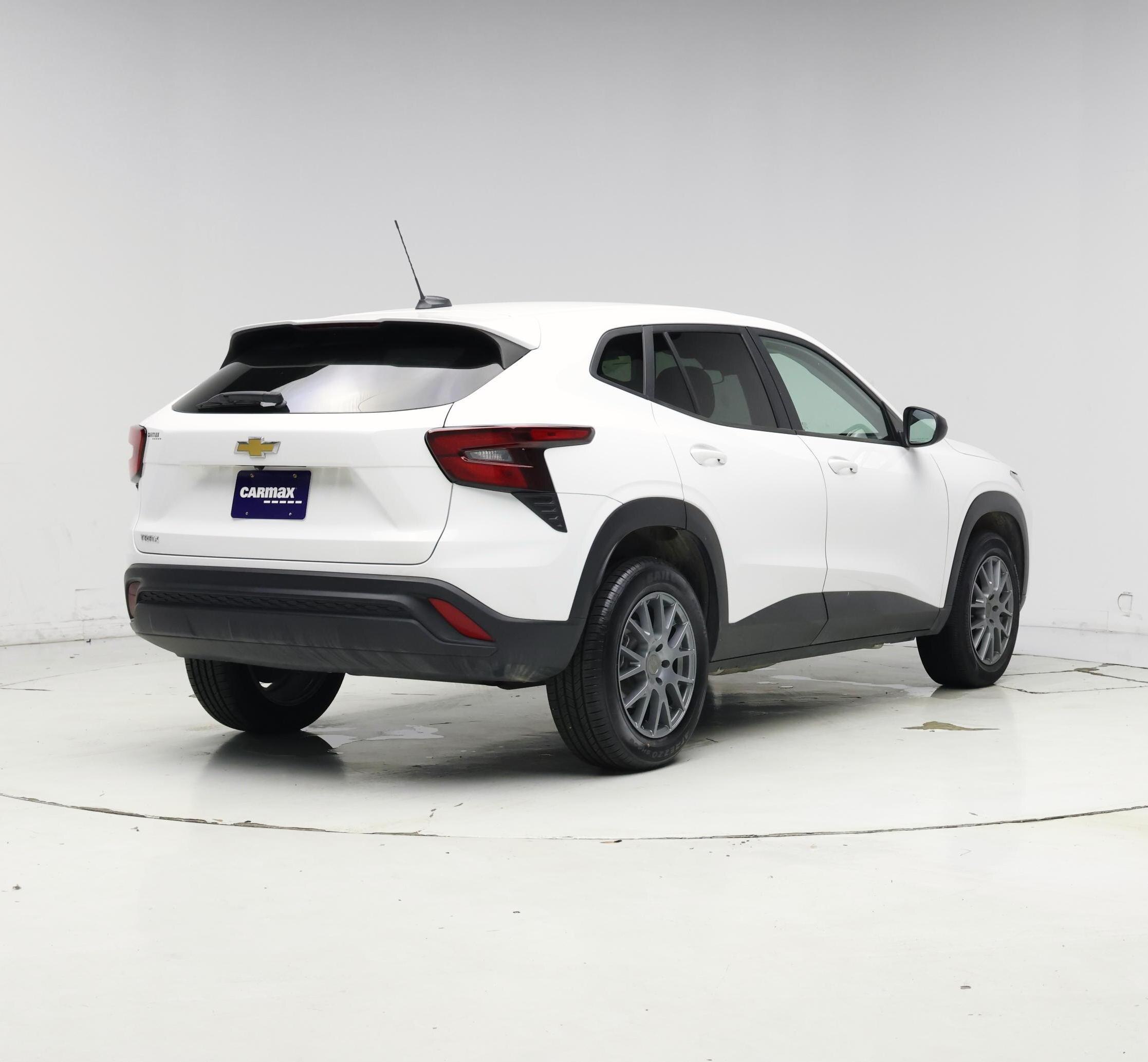 Thumbnail: 2024 Chevrolet Trax - 8
