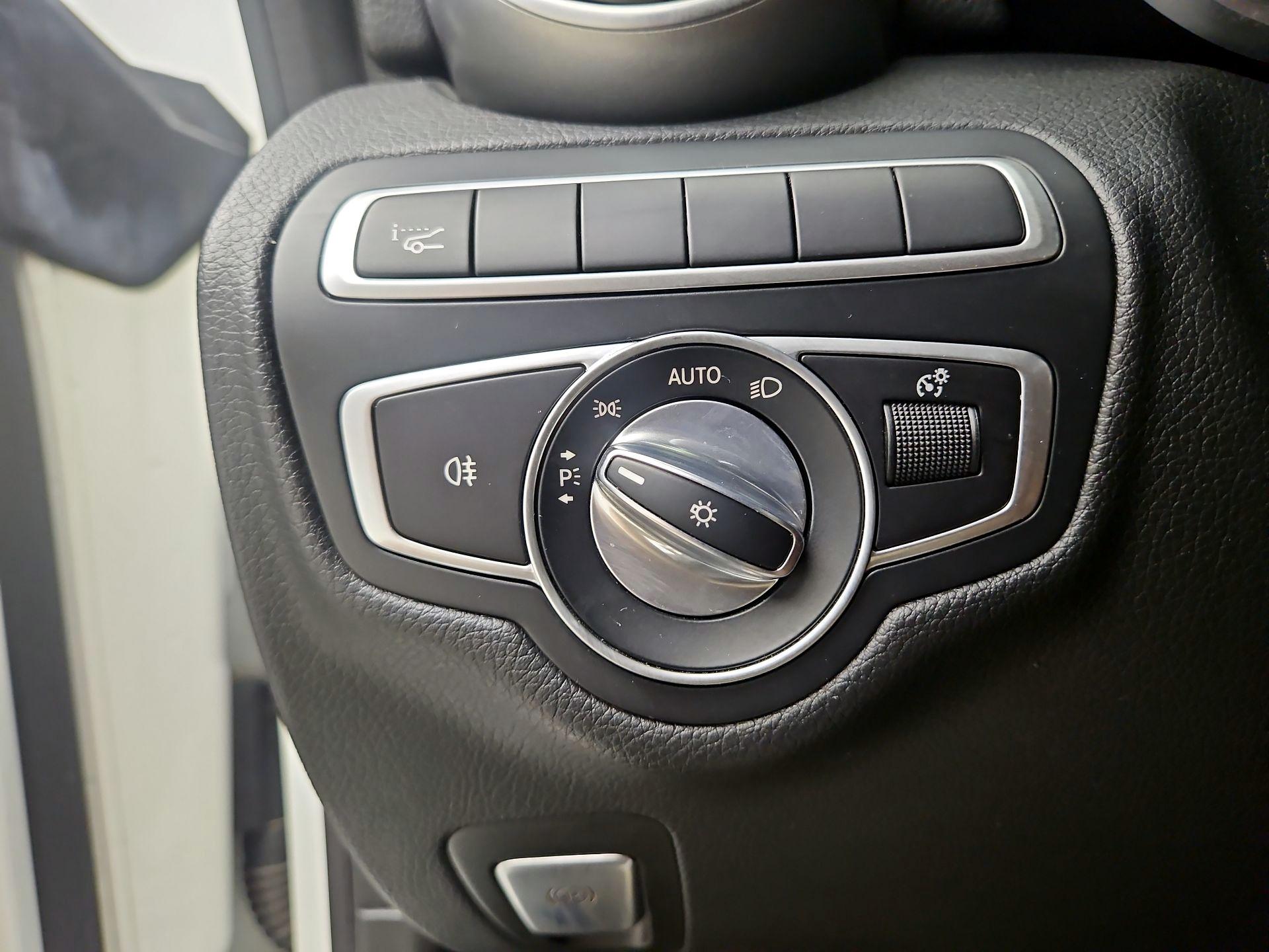 Thumbnail: 2019 Mercedes-Benz C-Class - 13