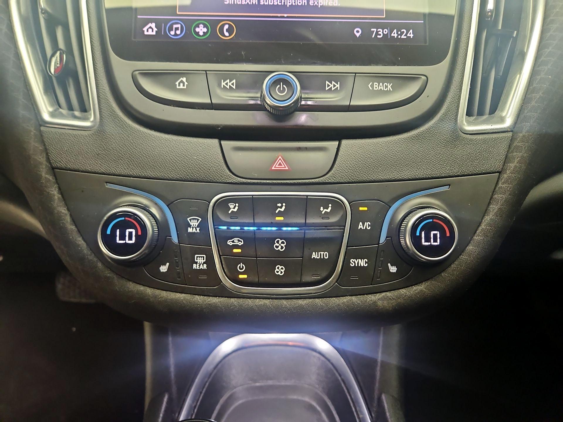 Thumbnail: 2019 Chevrolet Malibu - 16