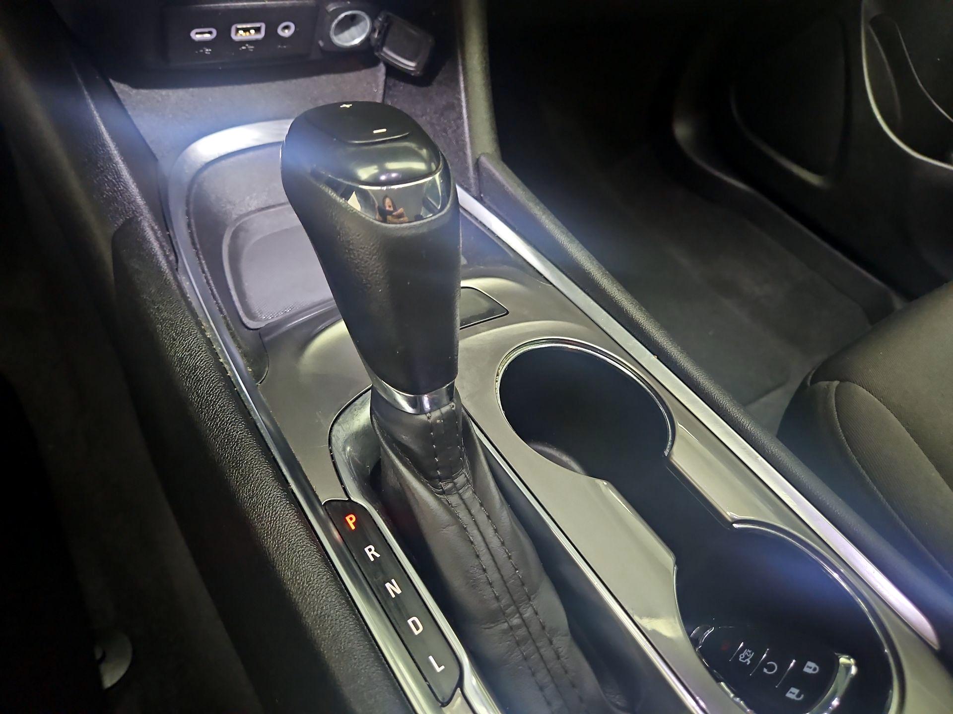 Thumbnail: 2019 Chevrolet Malibu - 17