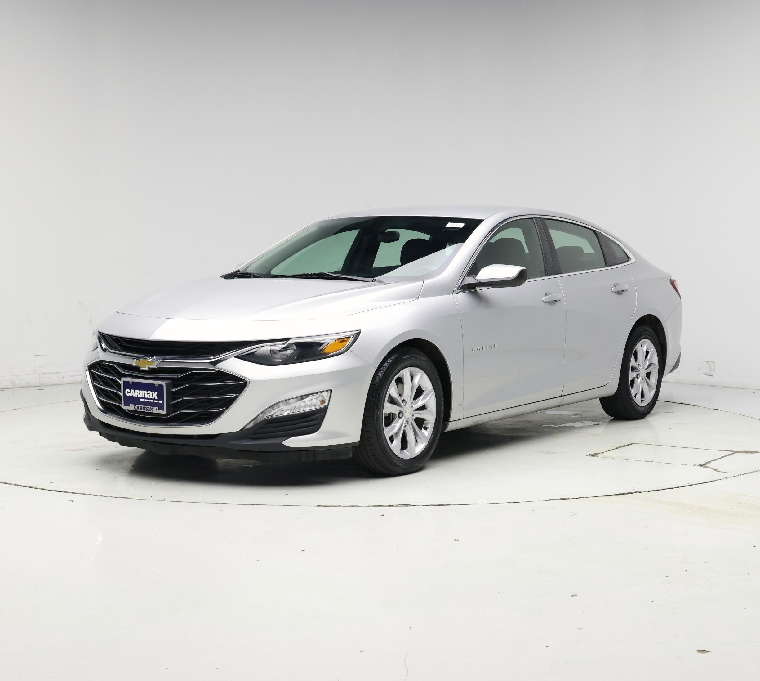 Thumbnail: 2019 Chevrolet Malibu - 4