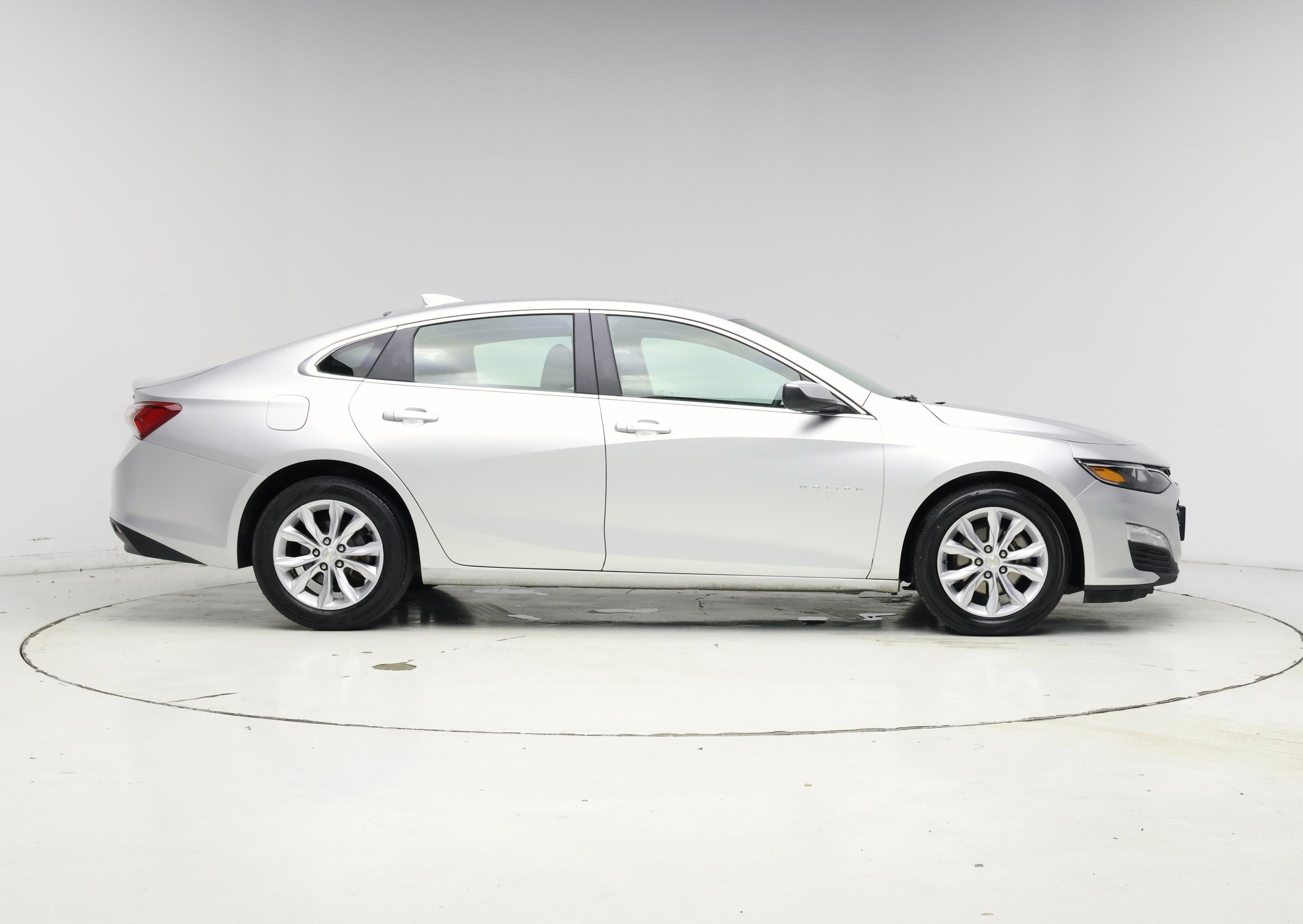 Thumbnail: 2019 Chevrolet Malibu - 7