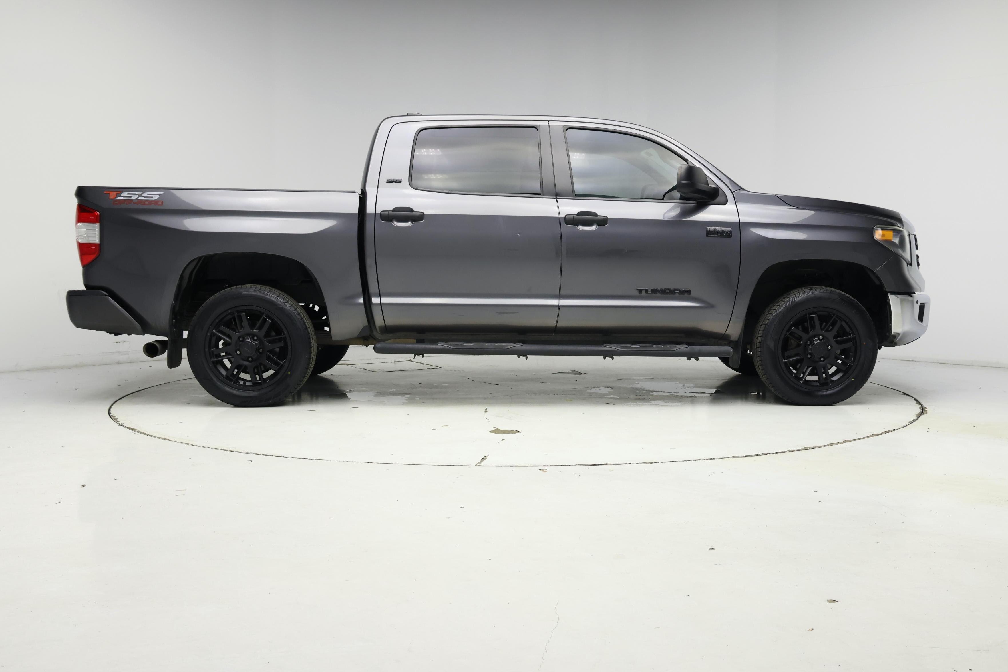 Thumbnail: 2021 Toyota Tundra - 7