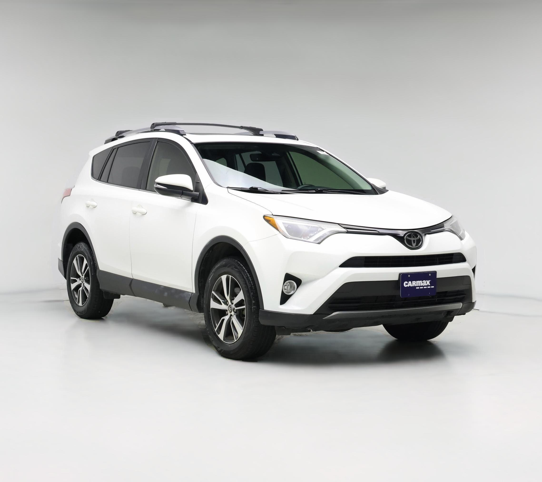Thumbnail: 2017 Toyota RAV4 - 1