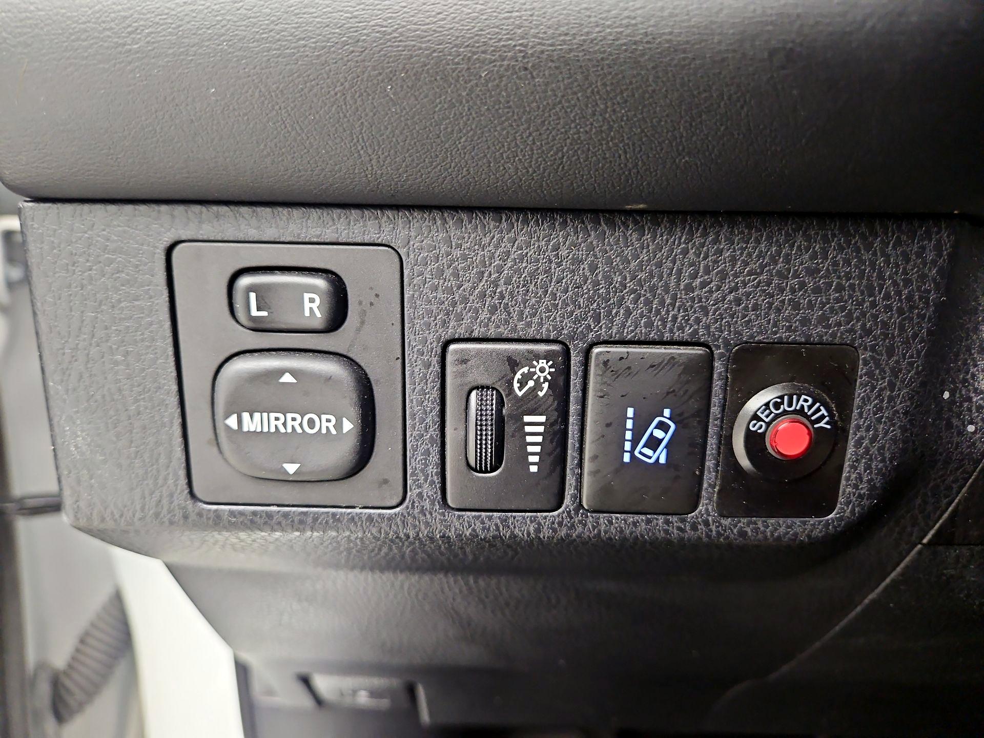 Thumbnail: 2017 Toyota RAV4 - 13