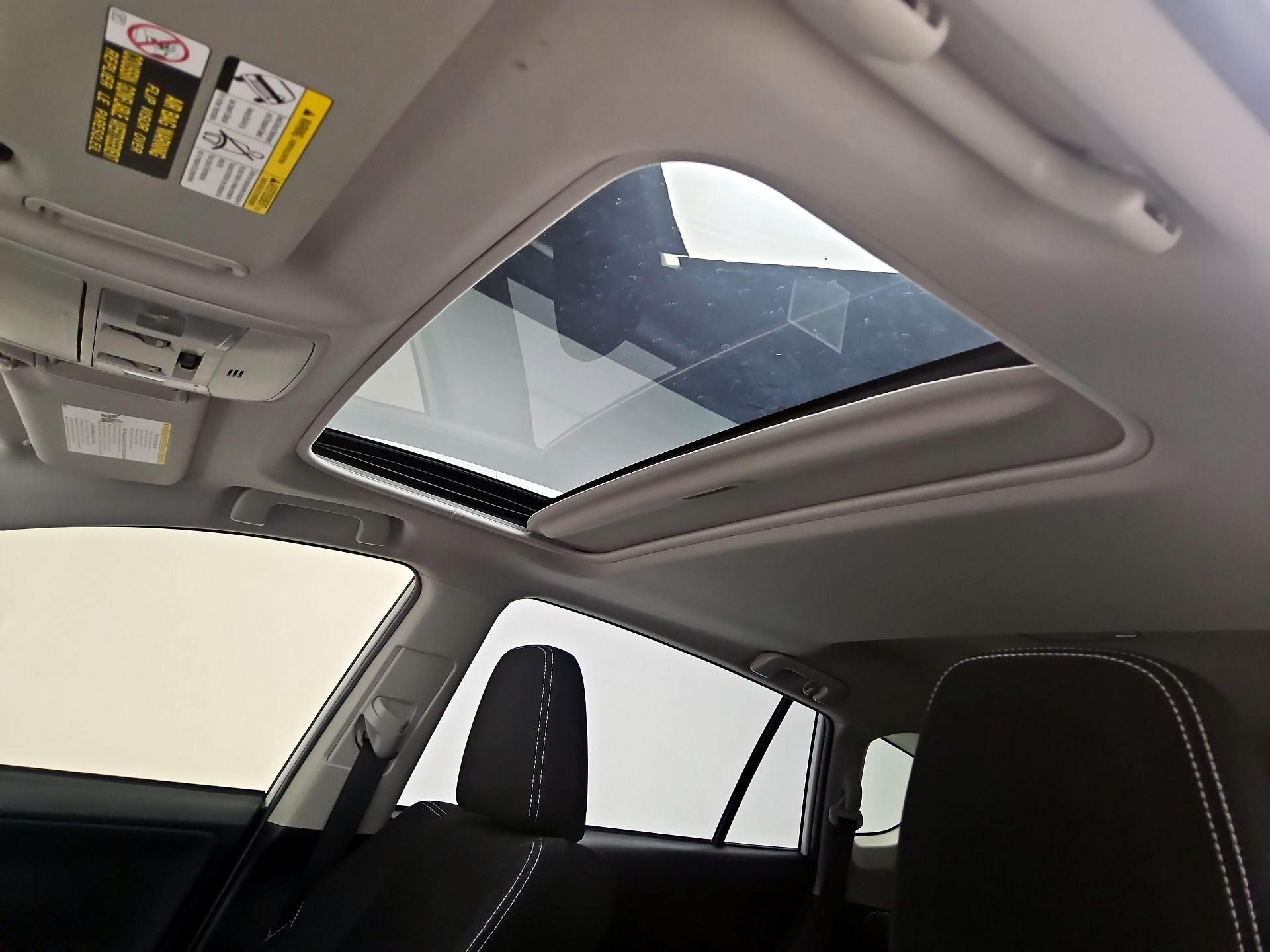 Thumbnail: 2017 Toyota RAV4 - 19