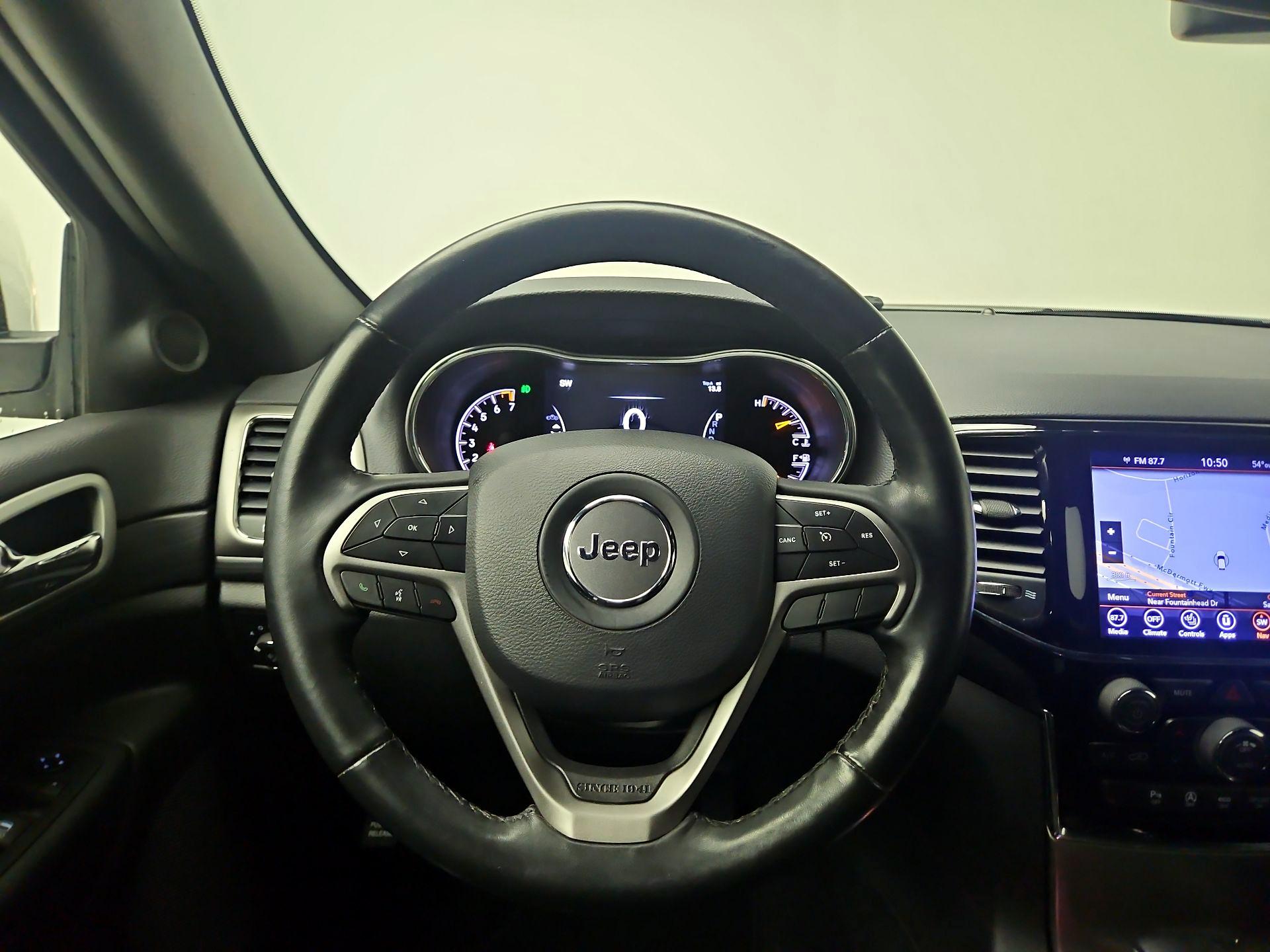 Thumbnail: 2020 Jeep Grand Cherokee - 10