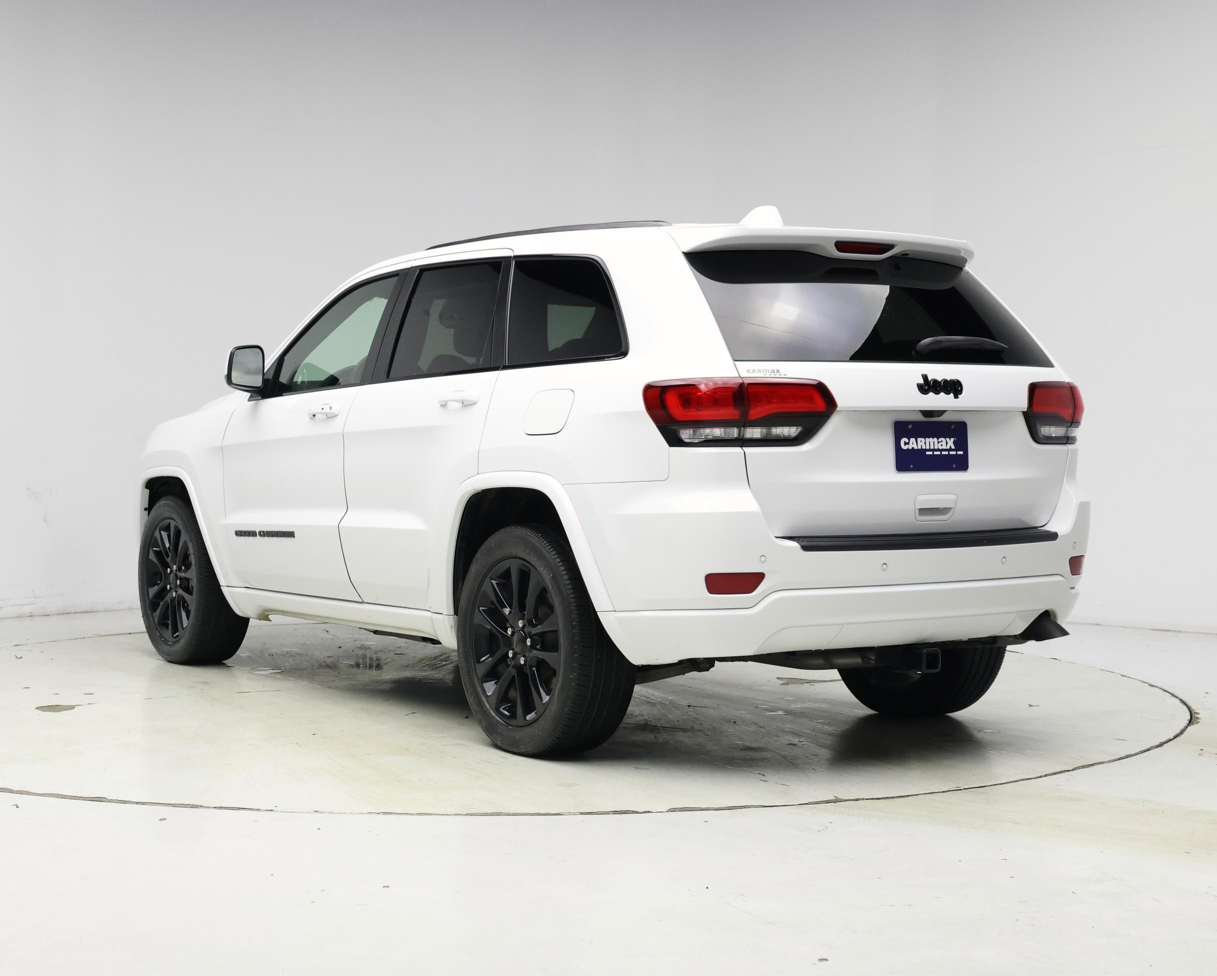 Thumbnail: 2020 Jeep Grand Cherokee - 2