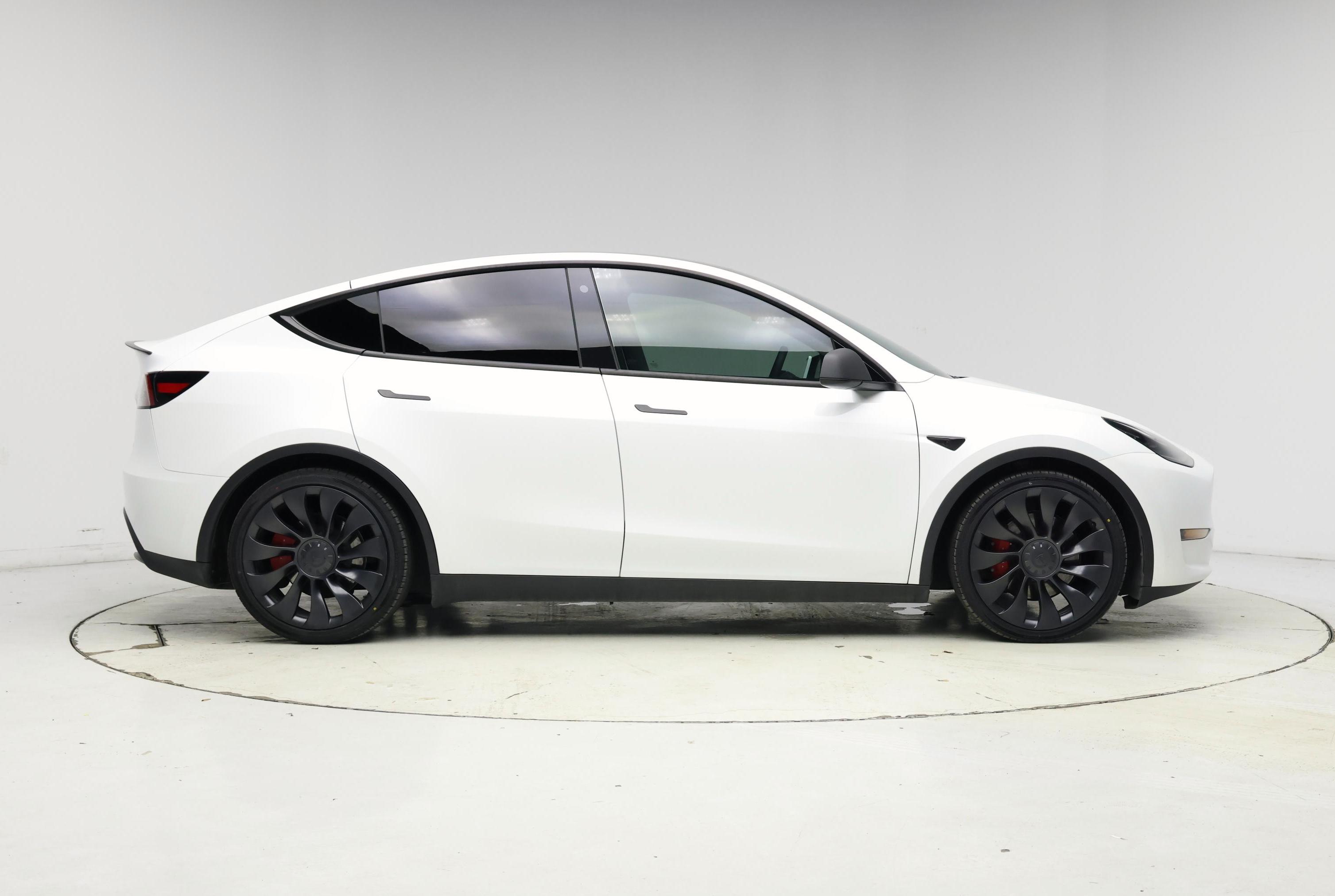 Thumbnail: 2023 Tesla Model Y - 7