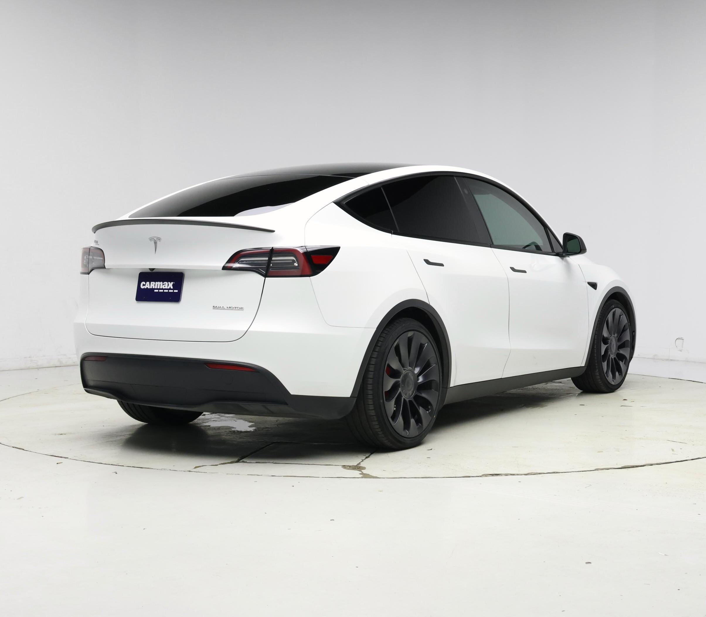 Thumbnail: 2023 Tesla Model Y - 8