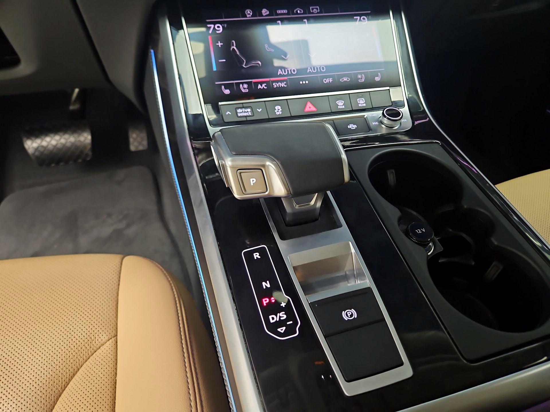 Thumbnail: 2025 Audi Q7 - 18