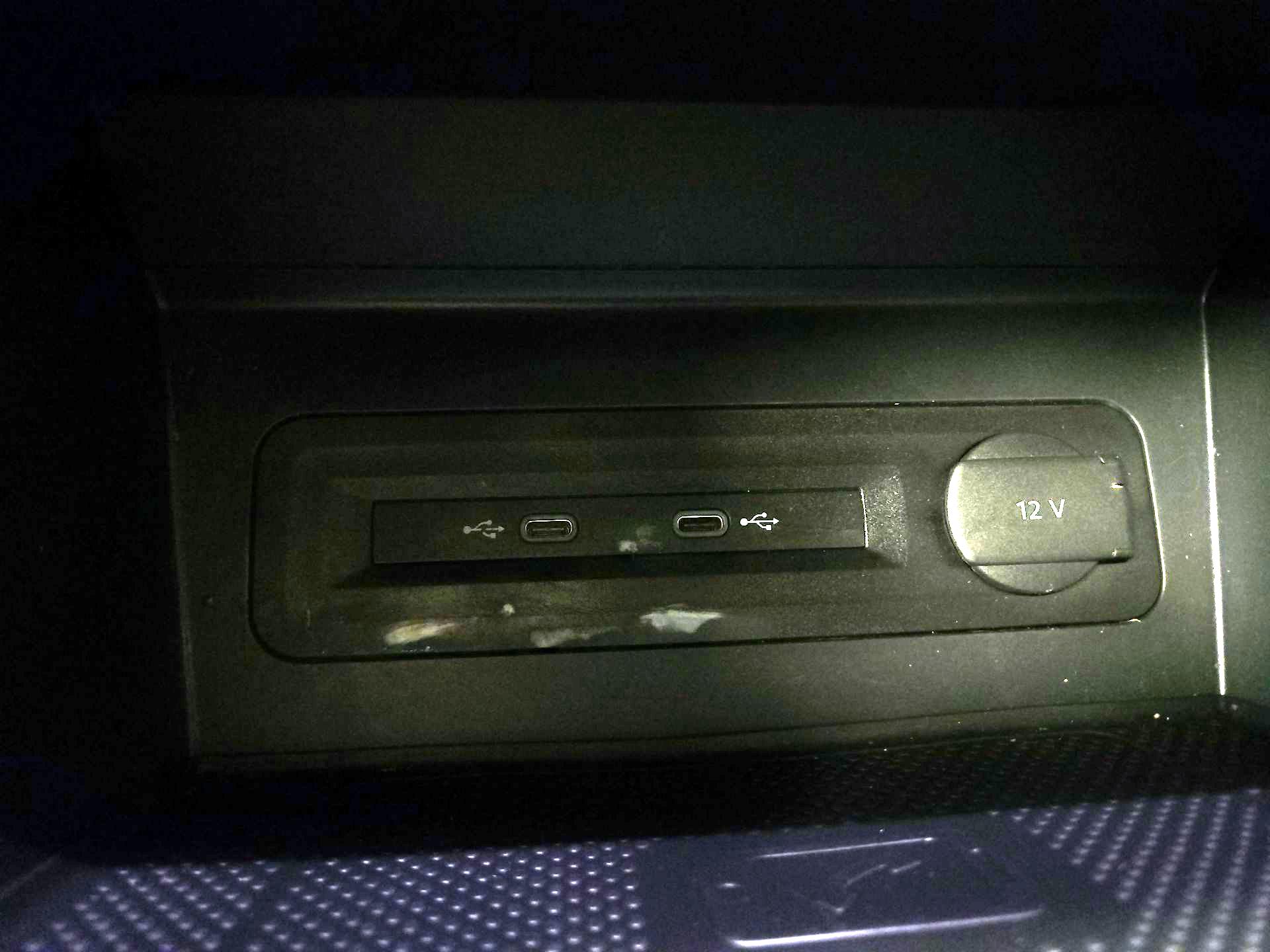 Thumbnail: 2023 Volkswagen Atlas - 18