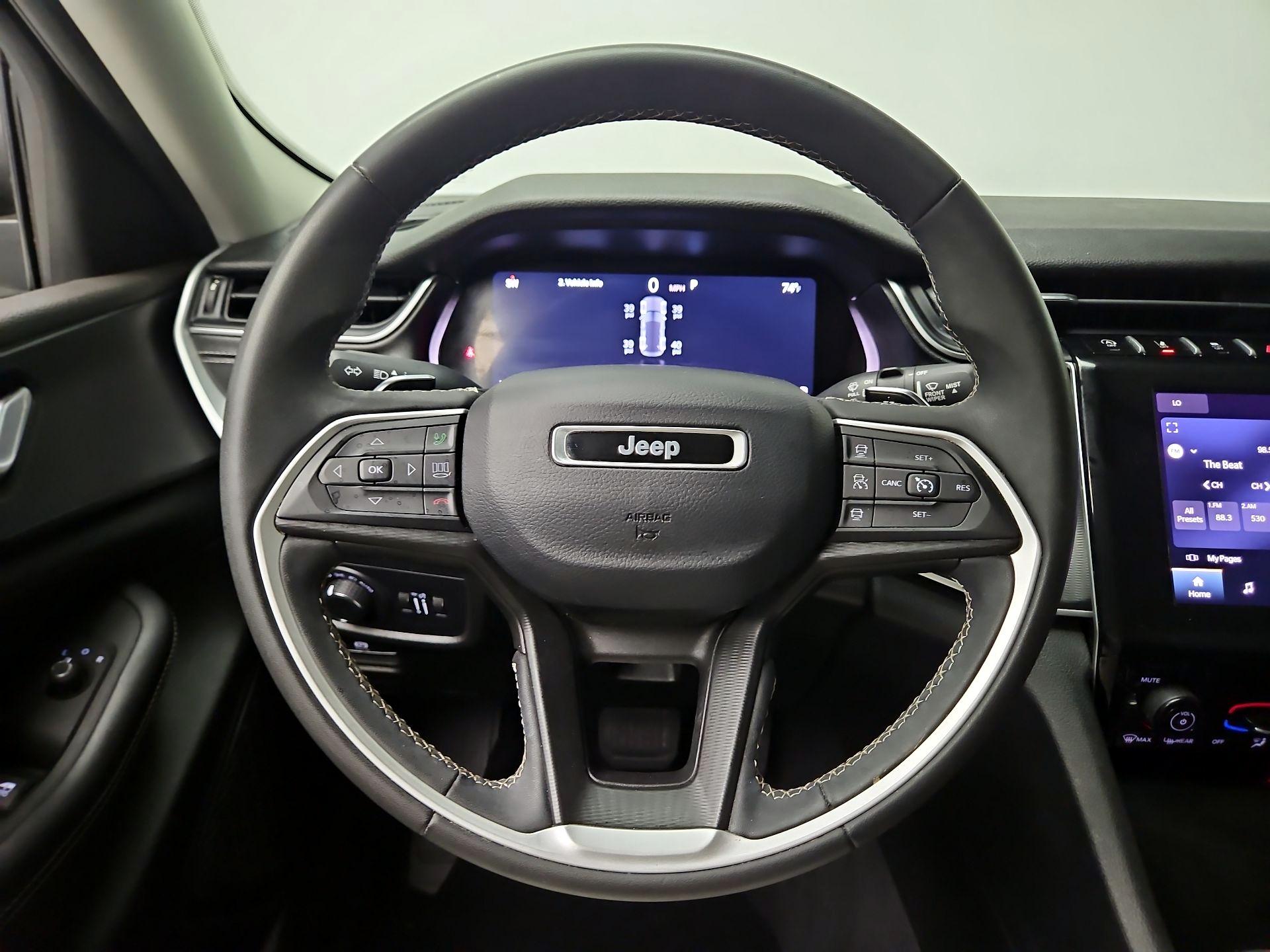 Thumbnail: 2024 Jeep Grand Cherokee - 10