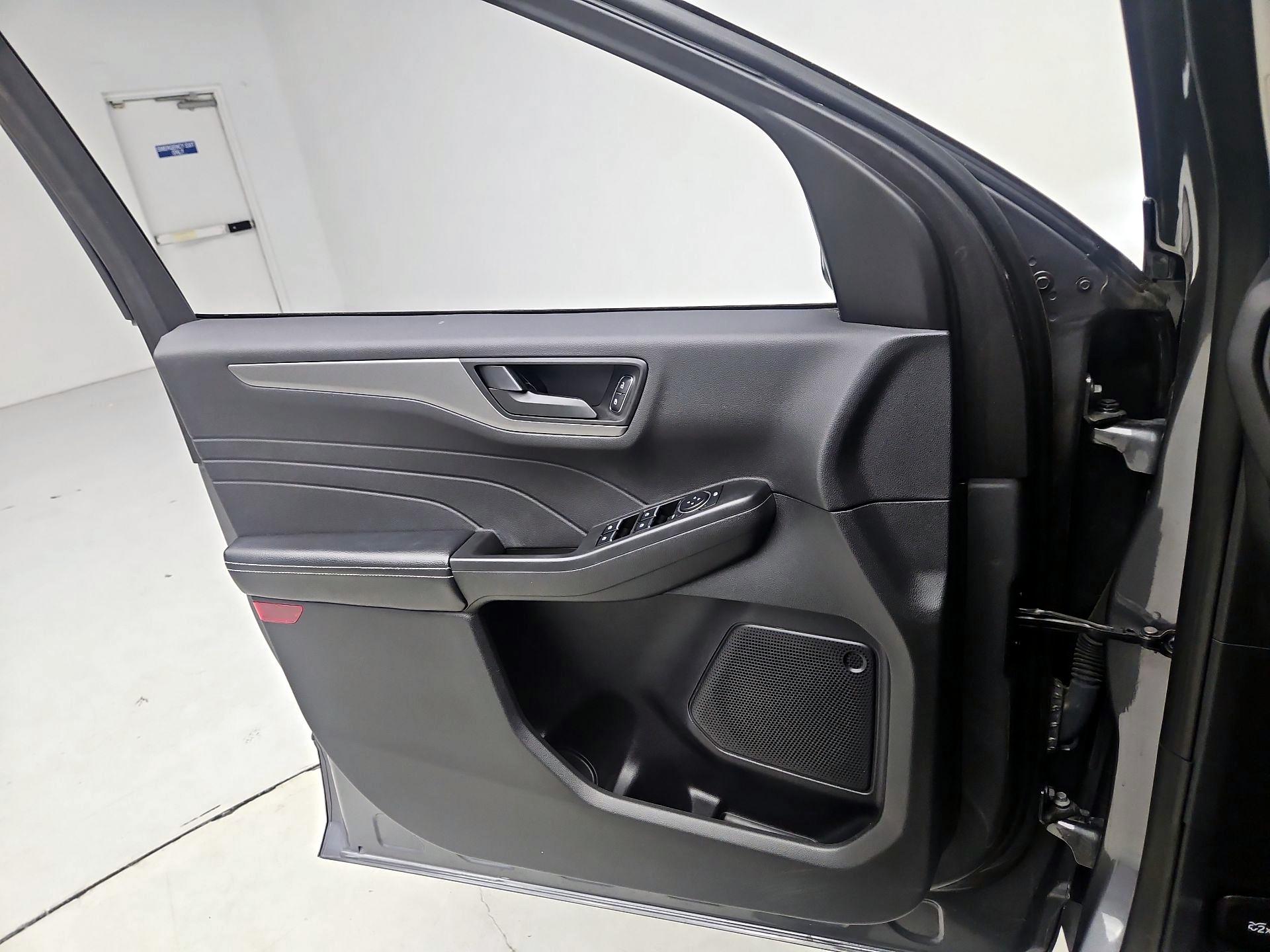 Thumbnail: 2023 Ford Escape - 12