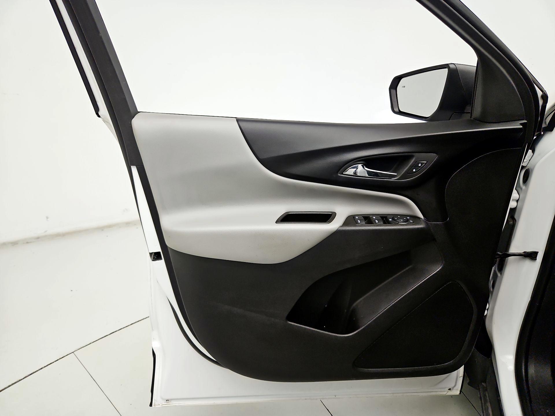 Thumbnail: 2024 Chevrolet Equinox - 12