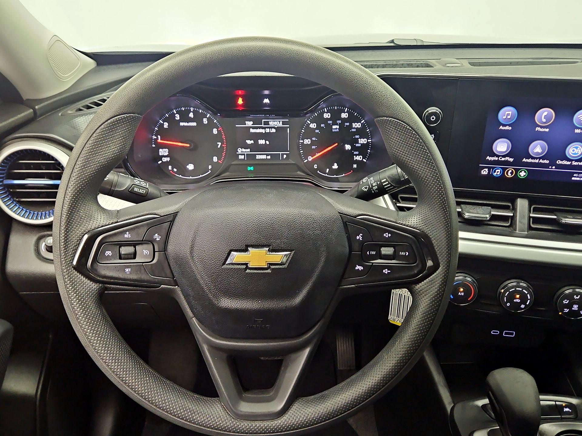 Thumbnail: 2024 Chevrolet Trax - 10