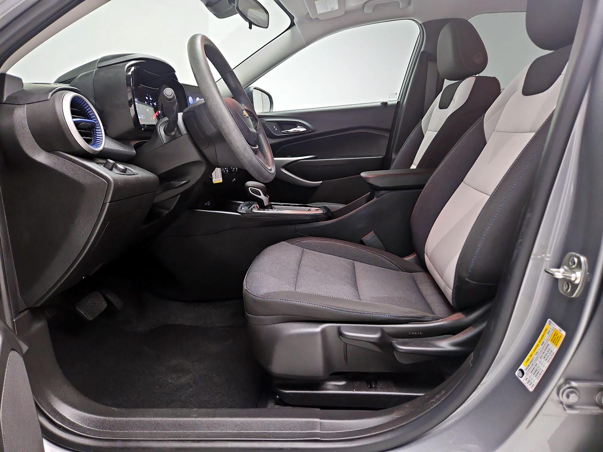Thumbnail: 2024 Chevrolet Trax - 11