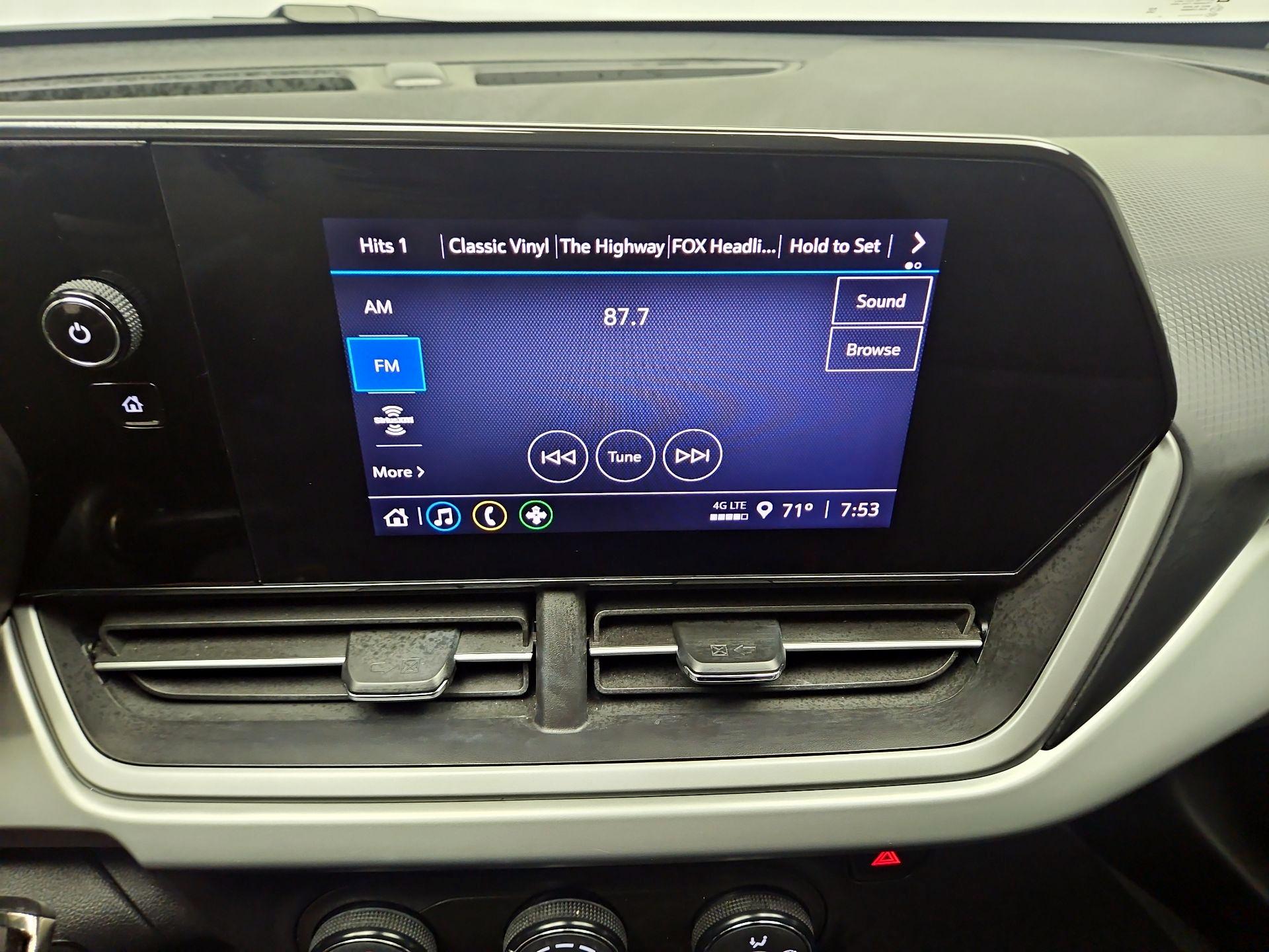 Thumbnail: 2024 Chevrolet Trax - 15