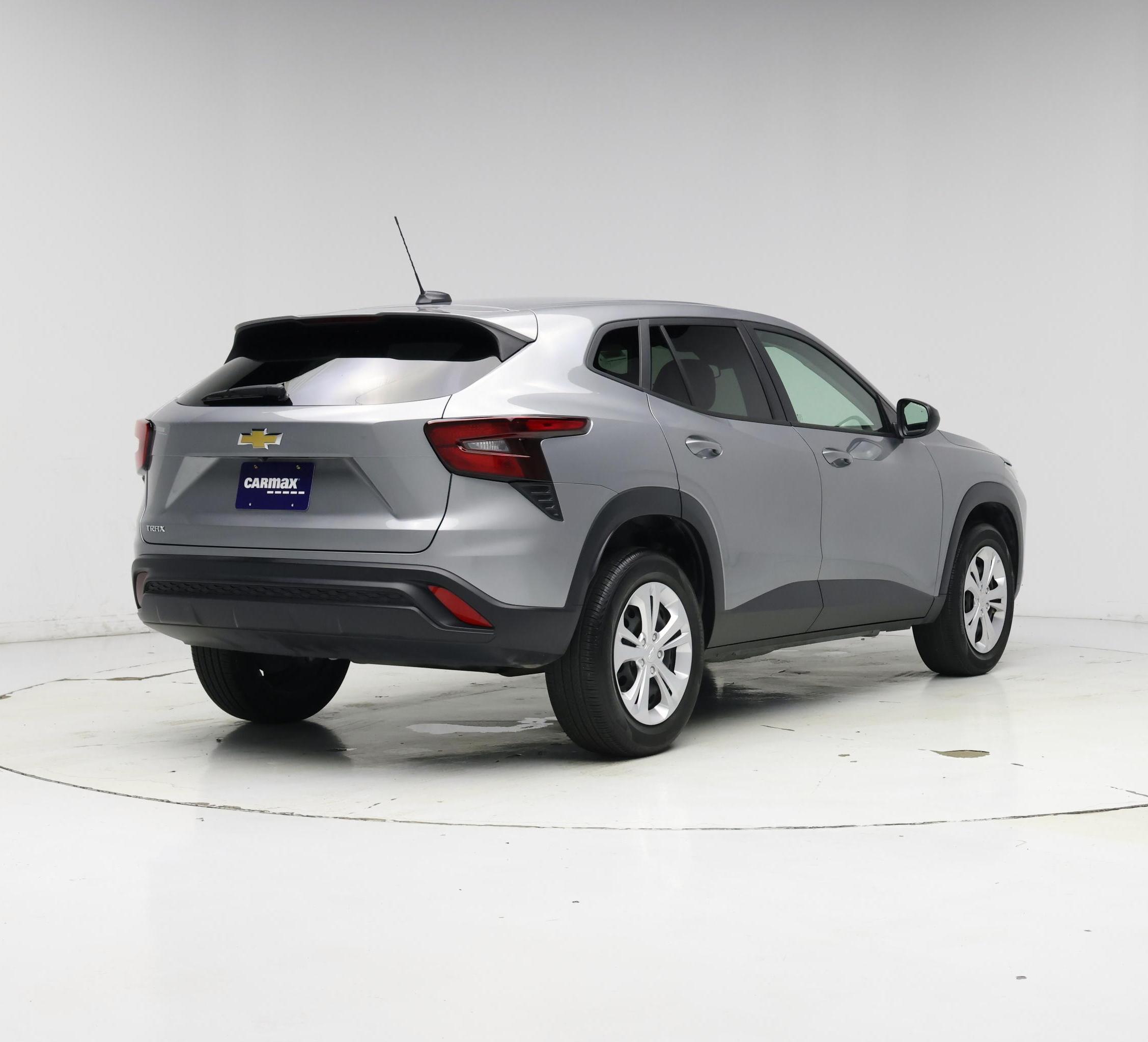 Thumbnail: 2024 Chevrolet Trax - 8
