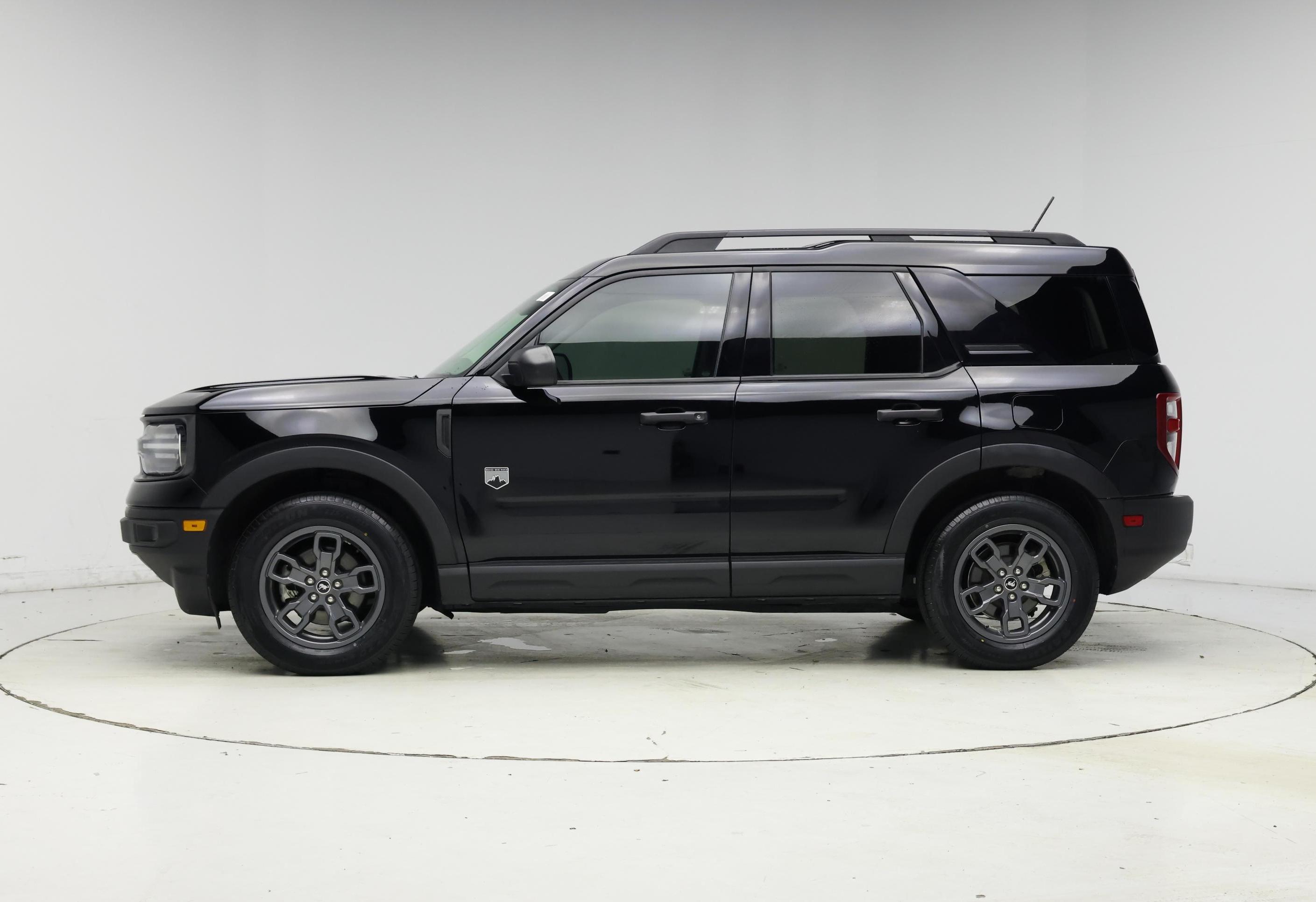 Thumbnail: 2023 Ford Bronco Sport - 3