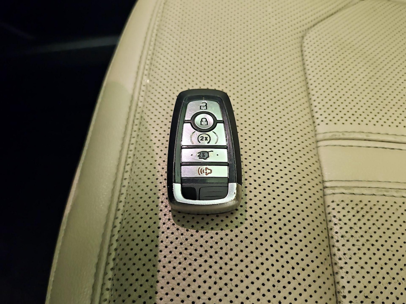2022 Ford Expedition Limited - Photo 26