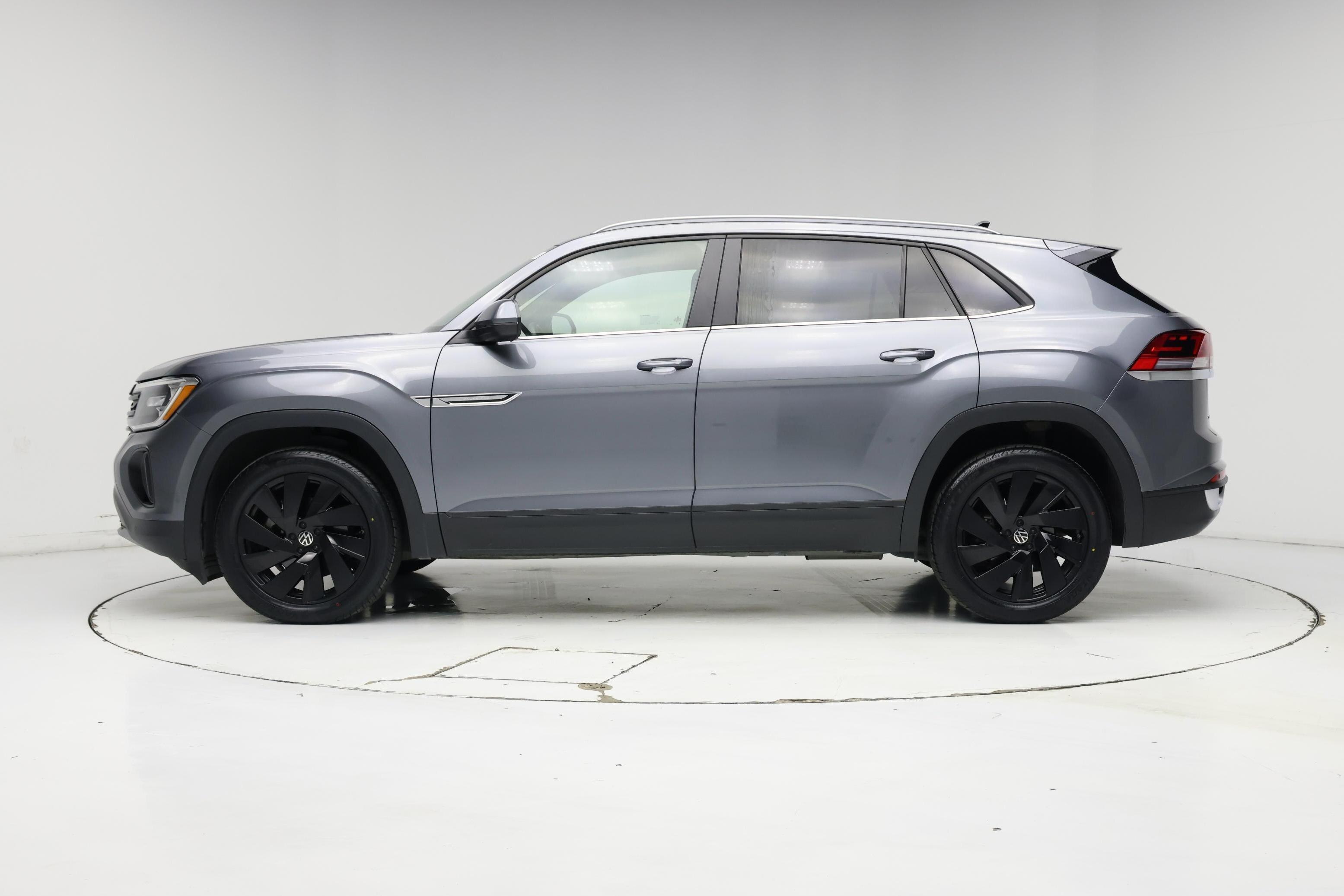 Thumbnail: 2024 Volkswagen Atlas - 3