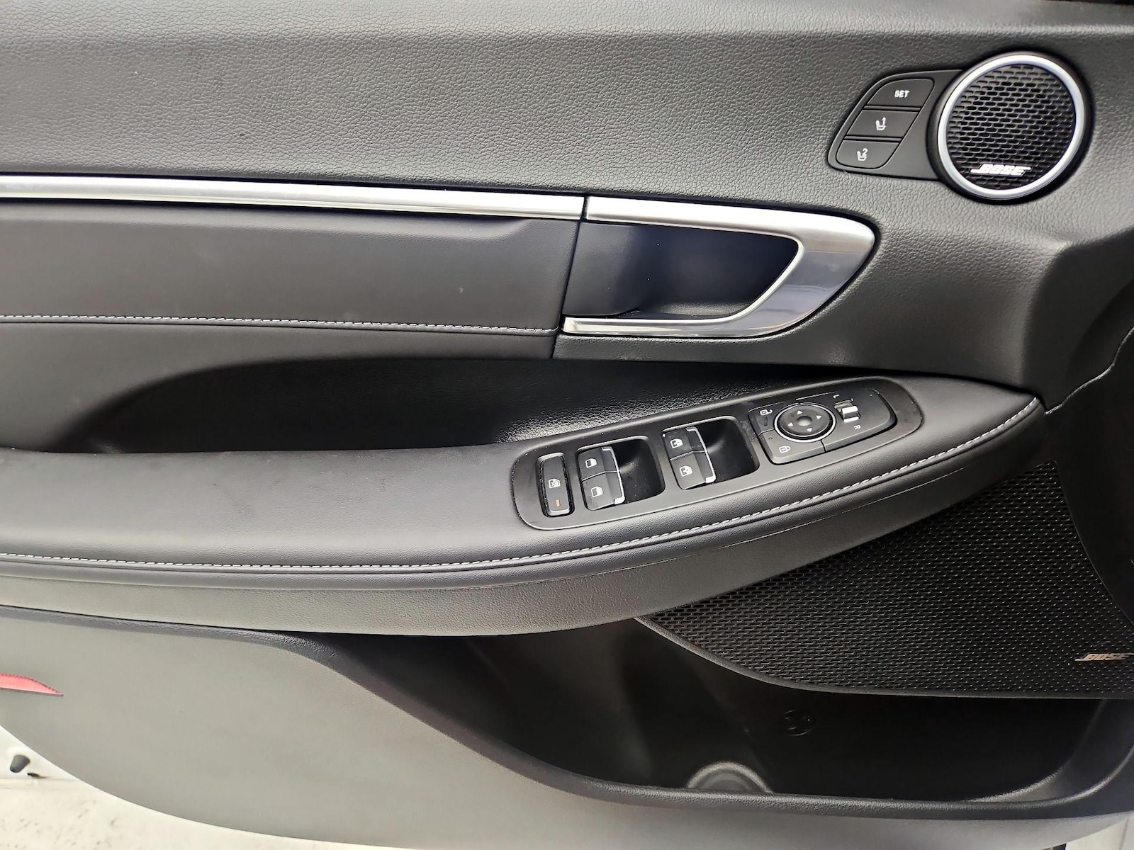 2023 Hyundai Sonata Hybrid Limited - Photo 13