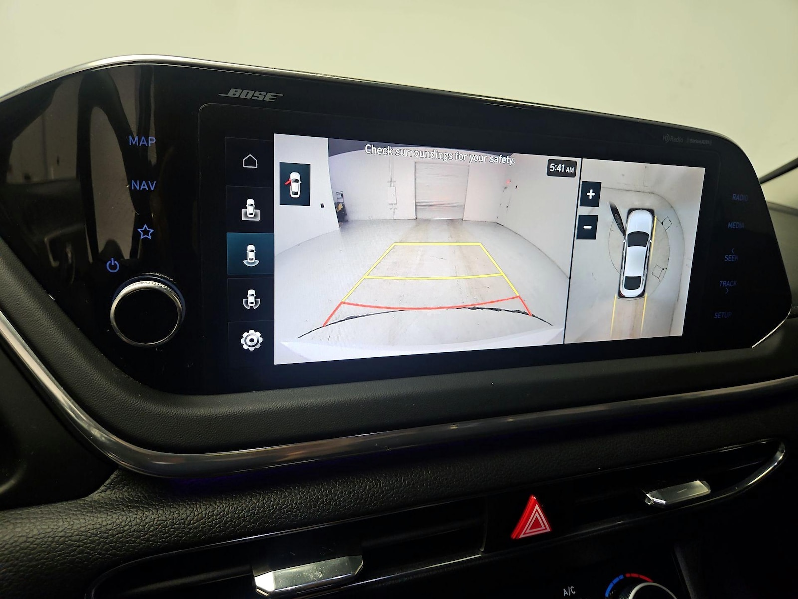2023 Hyundai Sonata Hybrid Limited - Photo 16