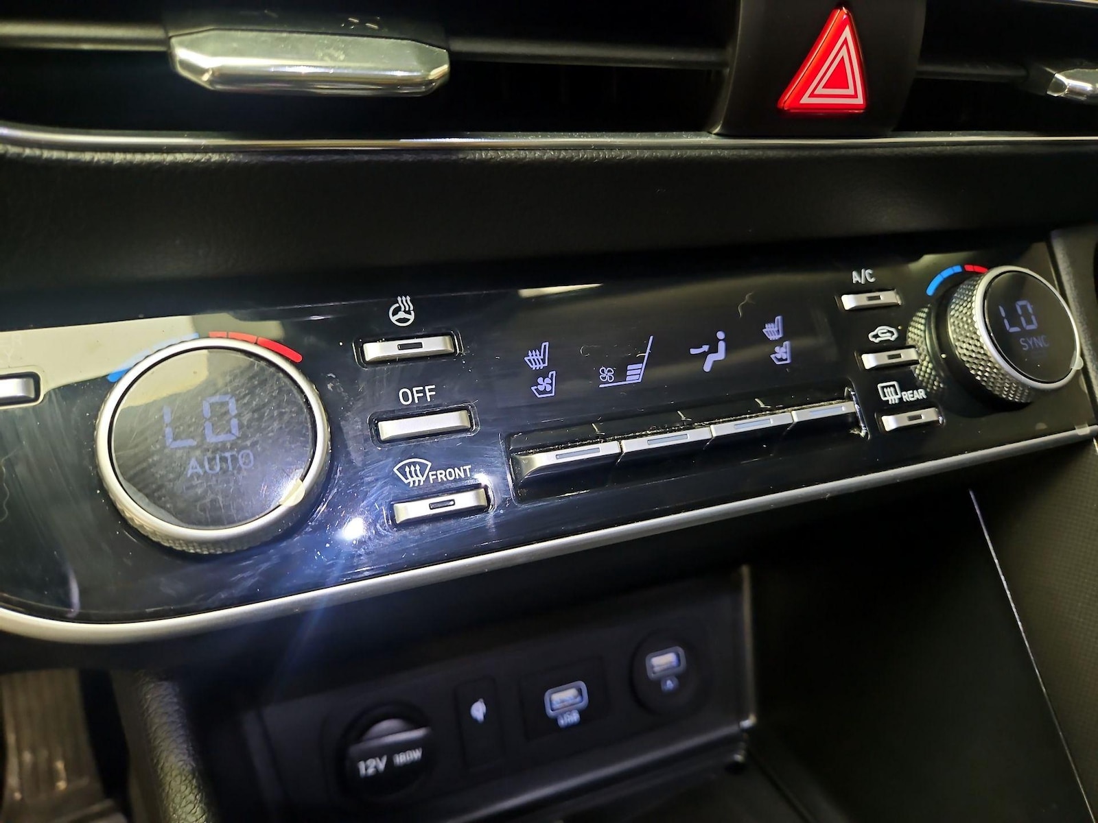 2023 Hyundai Sonata Hybrid Limited - Photo 18