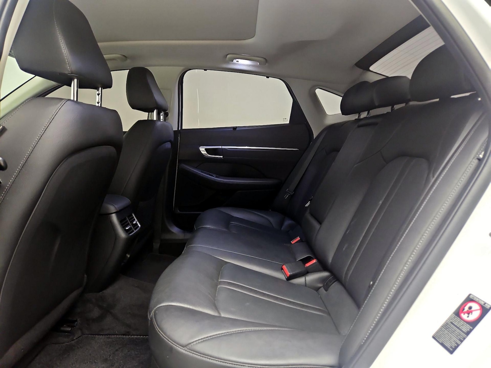 2023 Hyundai Sonata Hybrid Limited - Photo 22