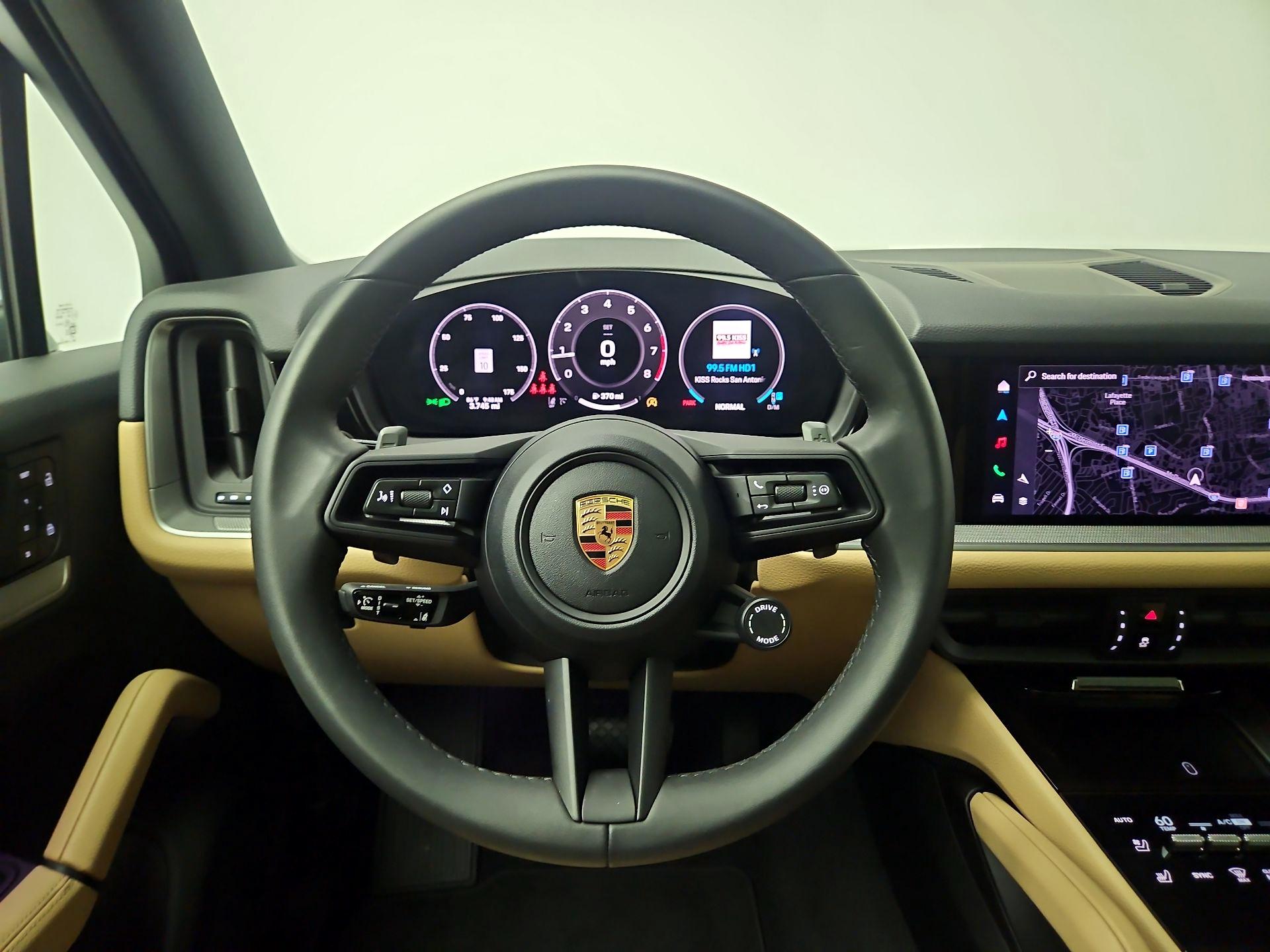 Thumbnail: 2026 Porsche Cayenne - 10
