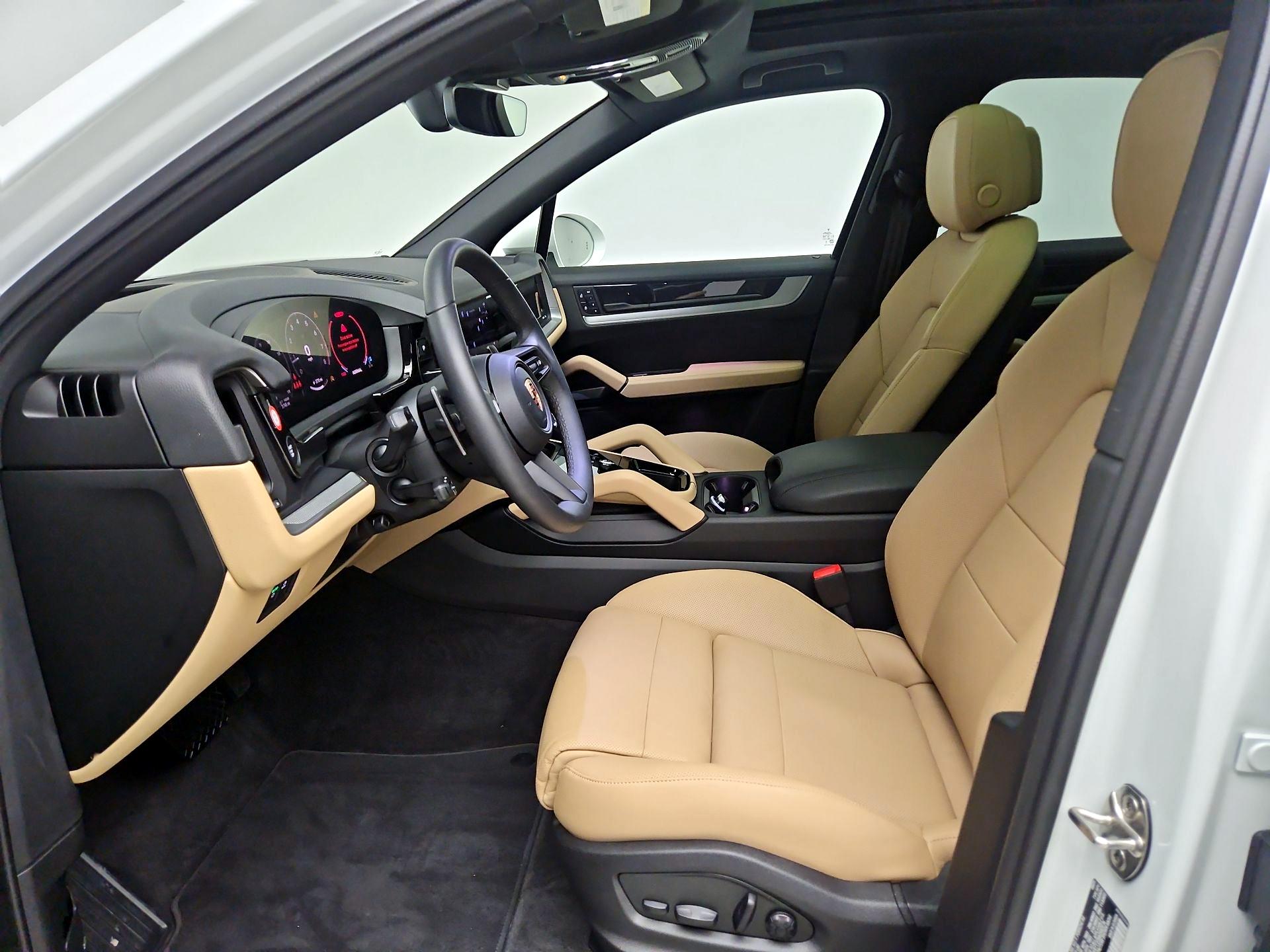 Thumbnail: 2026 Porsche Cayenne - 11
