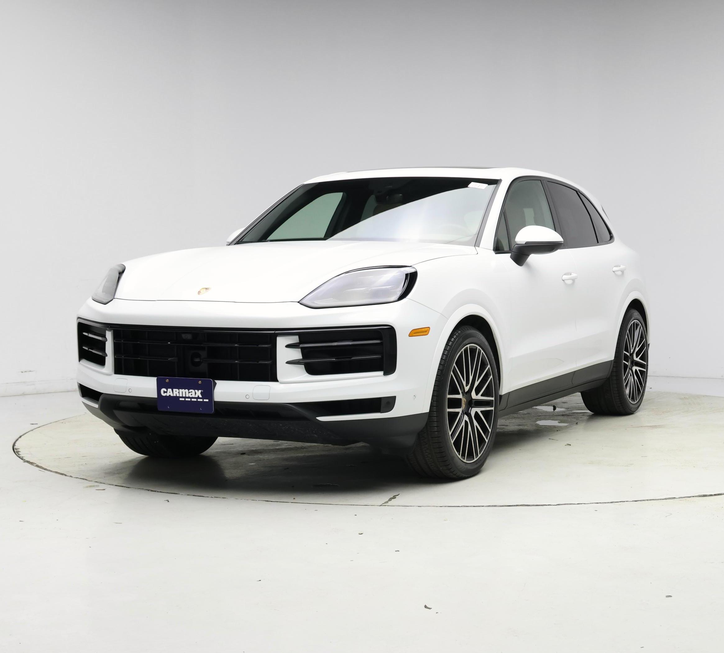 Thumbnail: 2026 Porsche Cayenne - 4