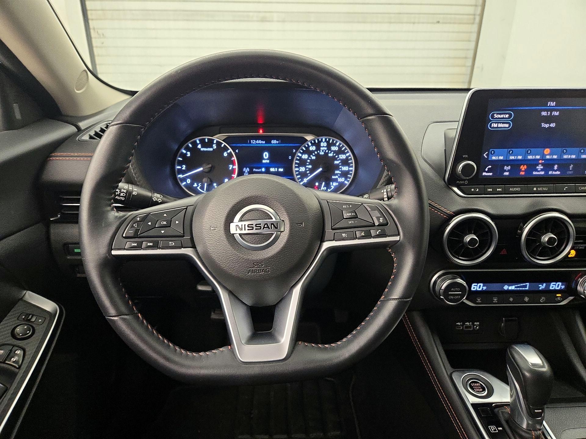 Thumbnail: 2021 Nissan Sentra - 10
