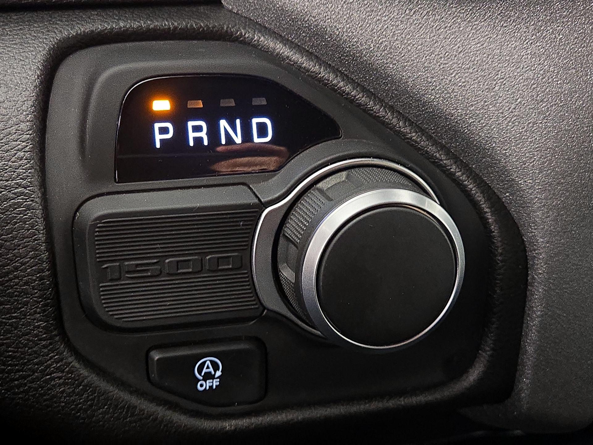 Thumbnail: 2025 RAM 1500 - 17