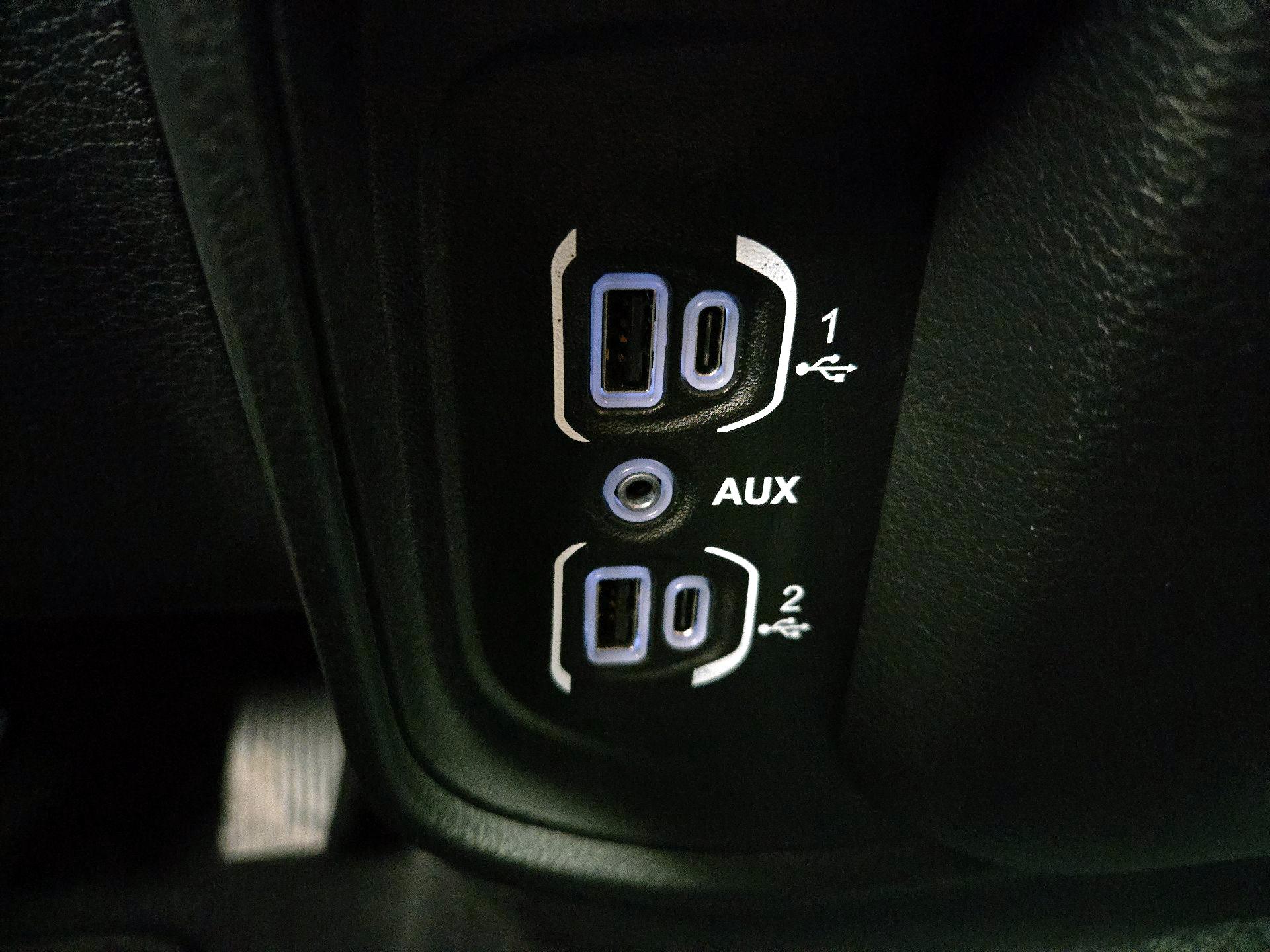 Thumbnail: 2025 RAM 1500 - 18