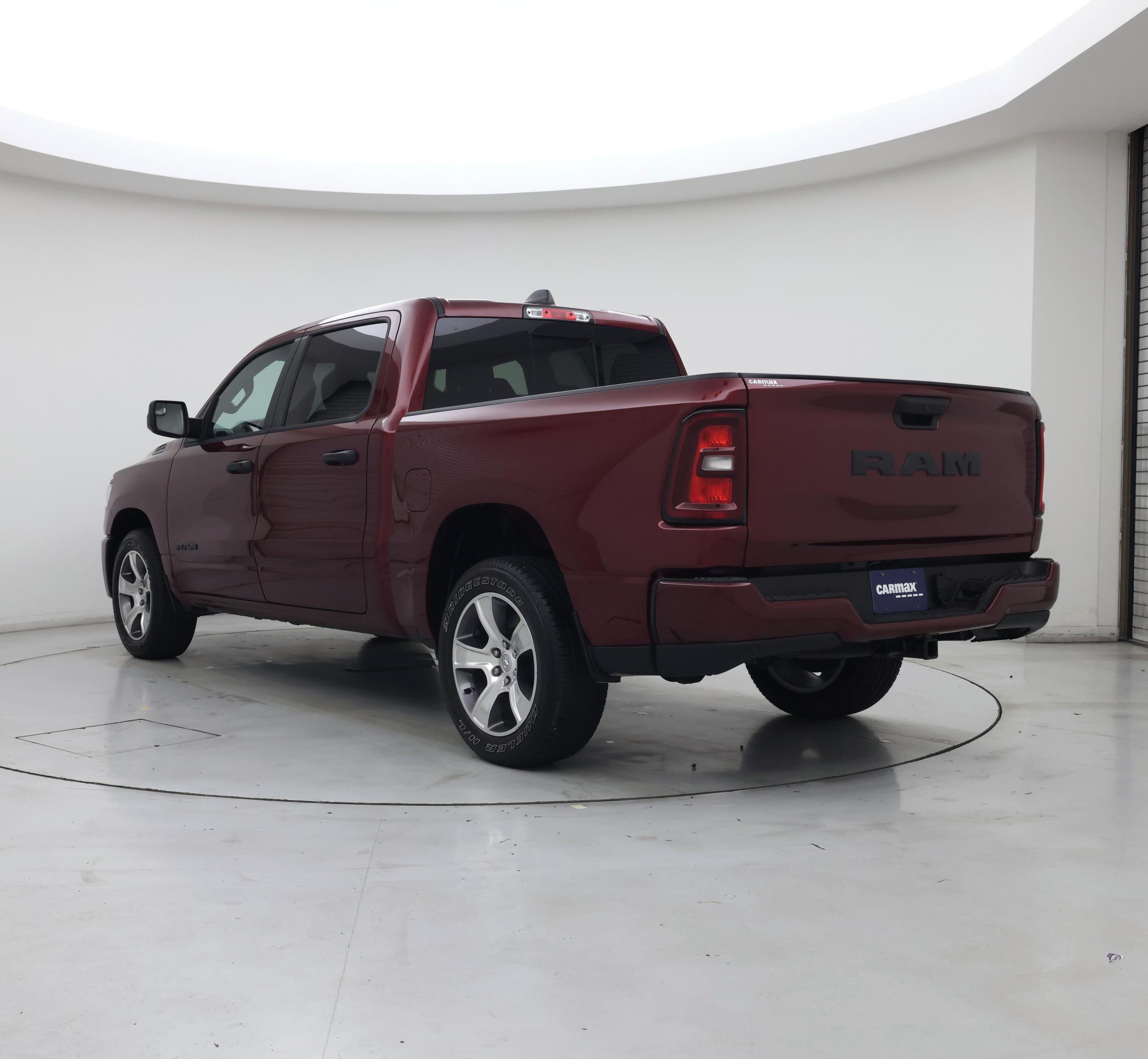 Thumbnail: 2025 RAM 1500 - 2