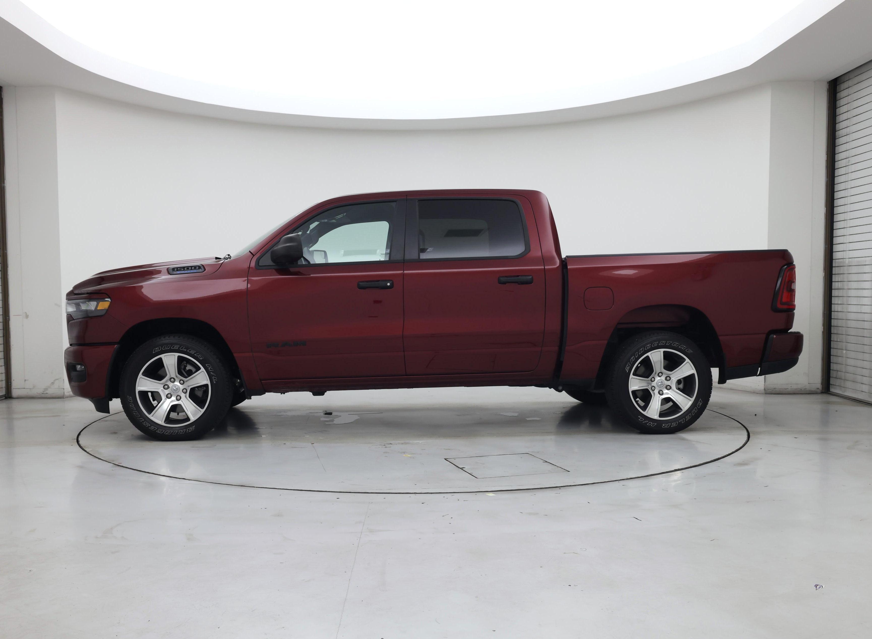 Thumbnail: 2025 RAM 1500 - 3