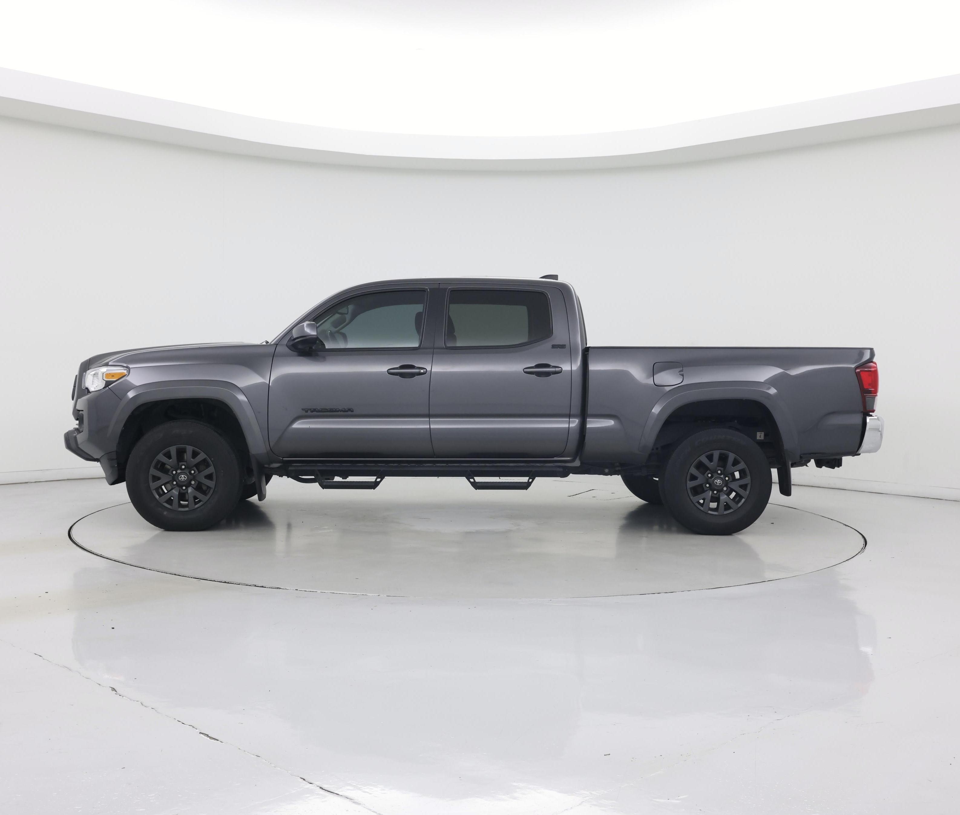 Thumbnail: 2023 Toyota Tacoma - 3