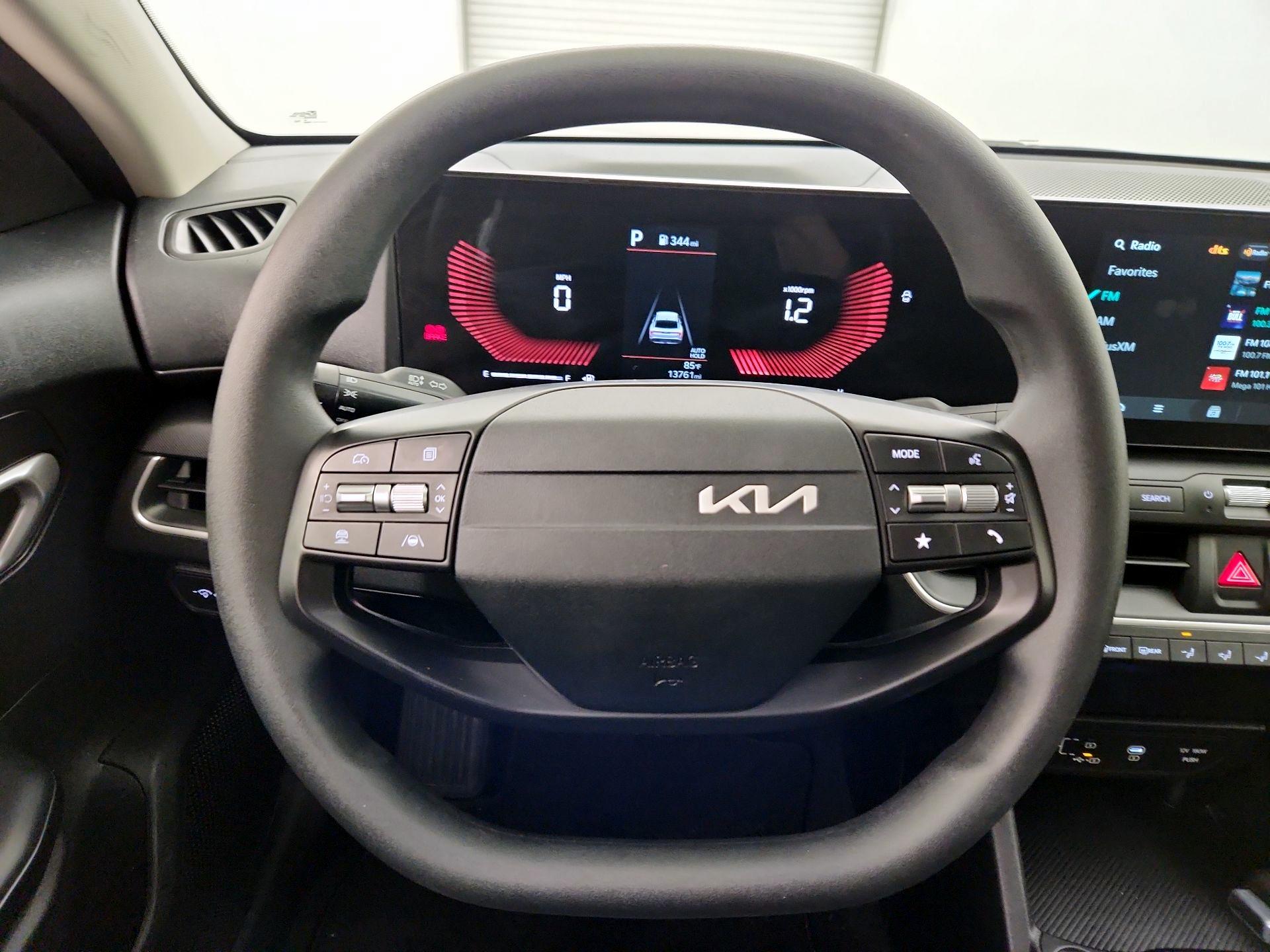 Thumbnail: 2025 Kia K4 - 10