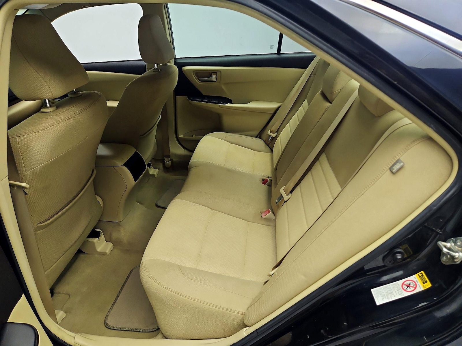 2015 Toyota Camry LE - Photo 20