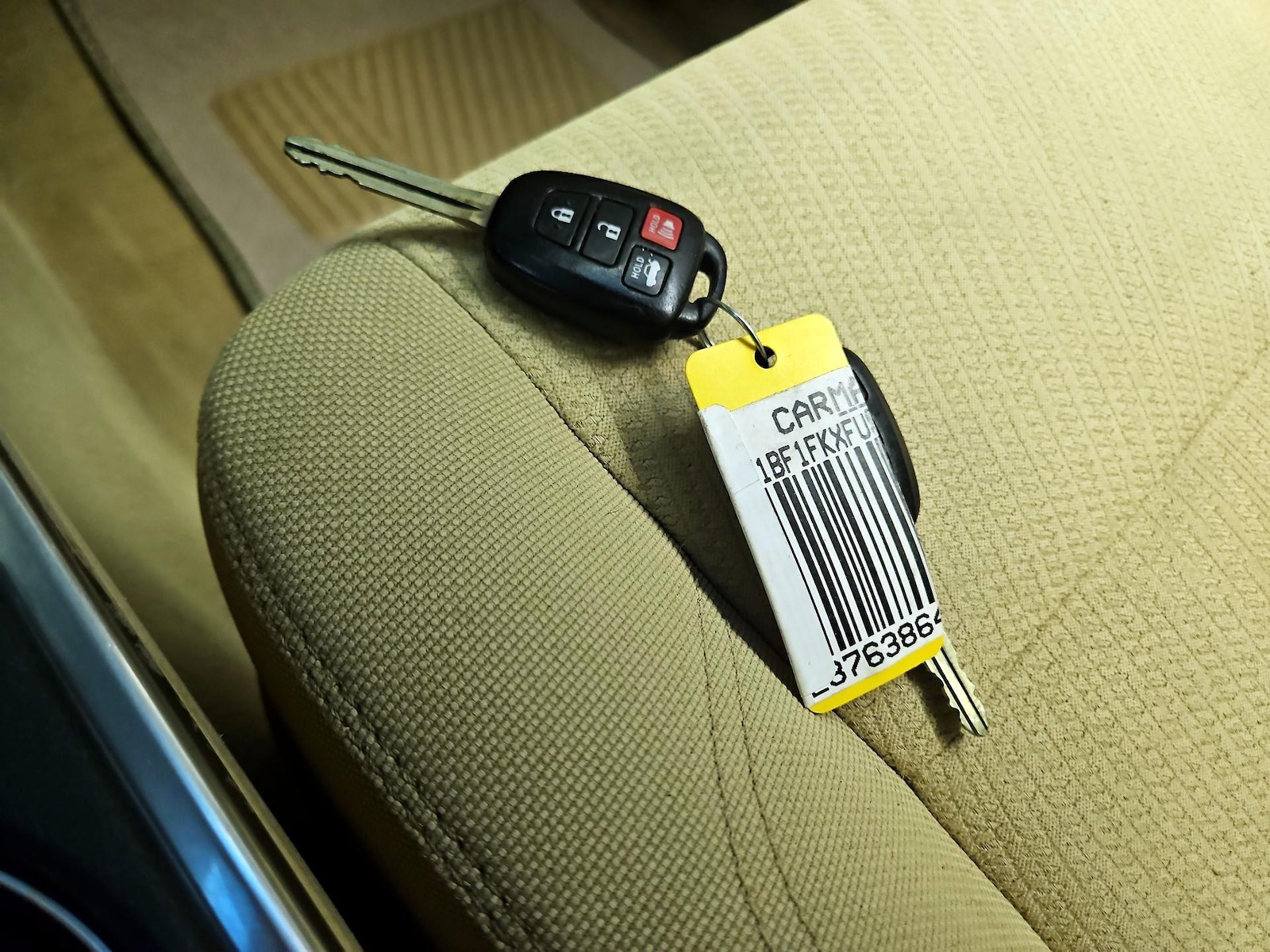 2015 Toyota Camry LE - Photo 23